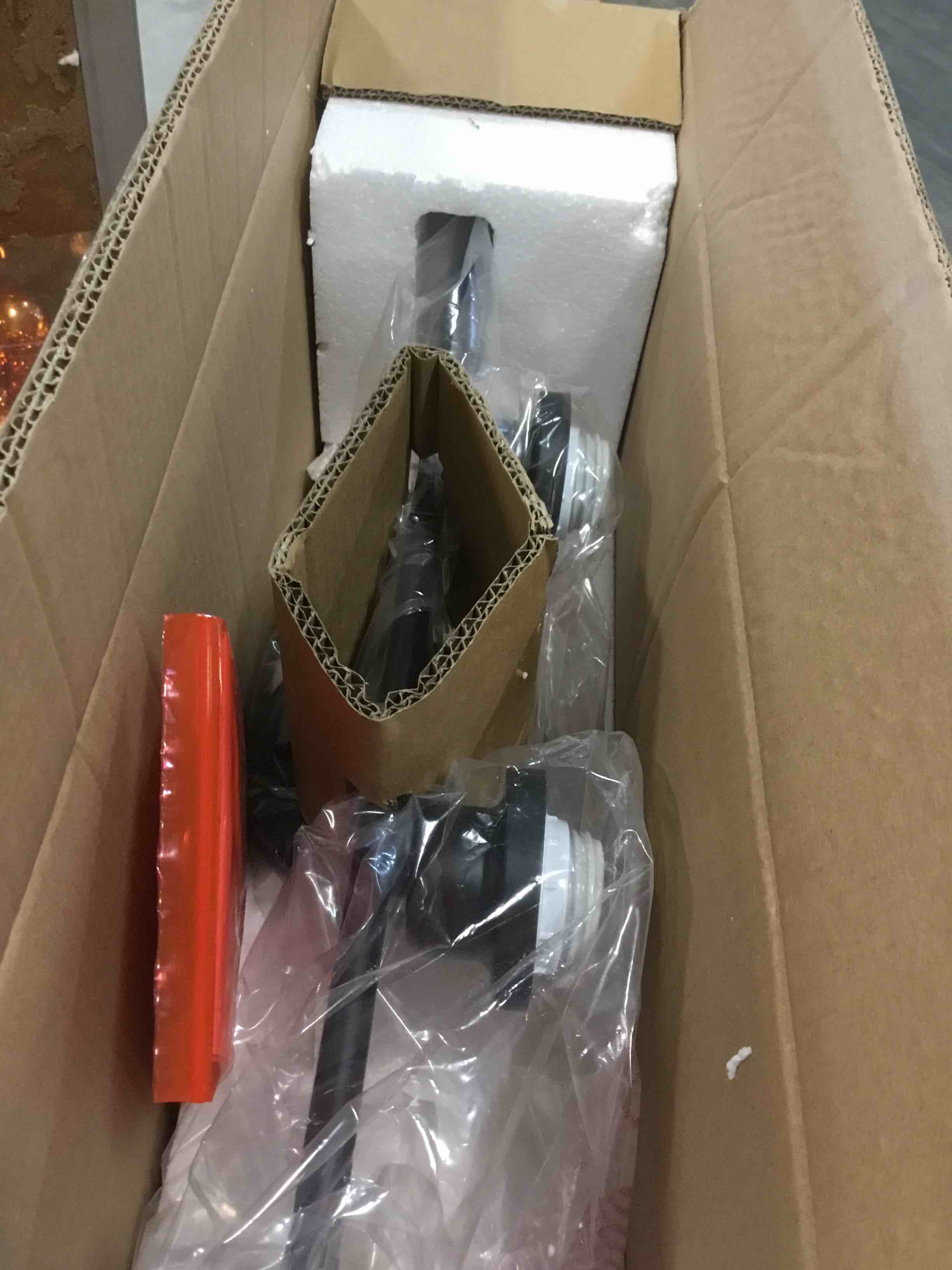 https://s3.amazonaws.com/lotting-images-prod/bidfta/TEA1261753_1738180556367.jpeg