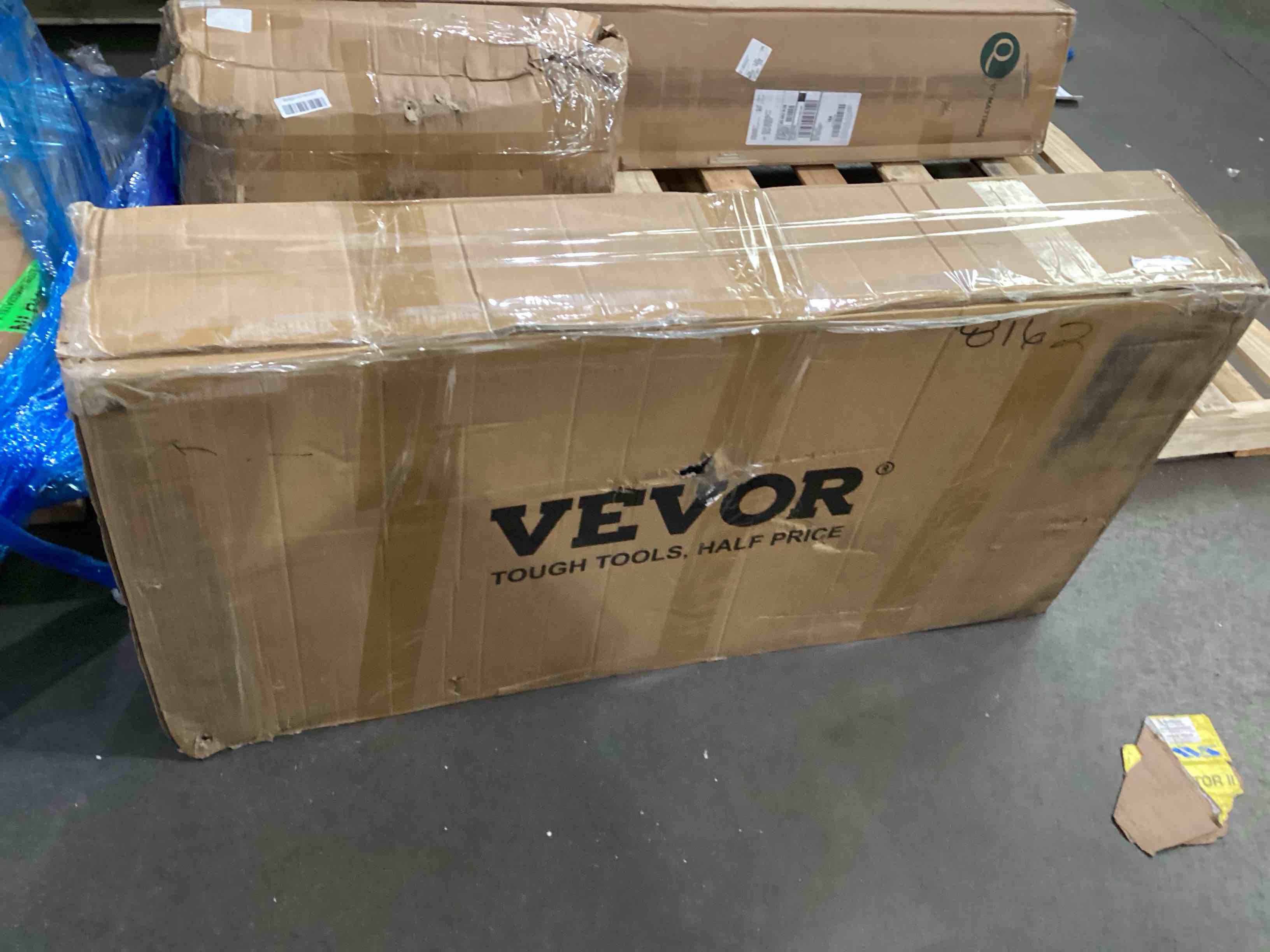 https://s3.amazonaws.com/lotting-images-prod/bidfta/TEA1264013_1750869057881.jpeg