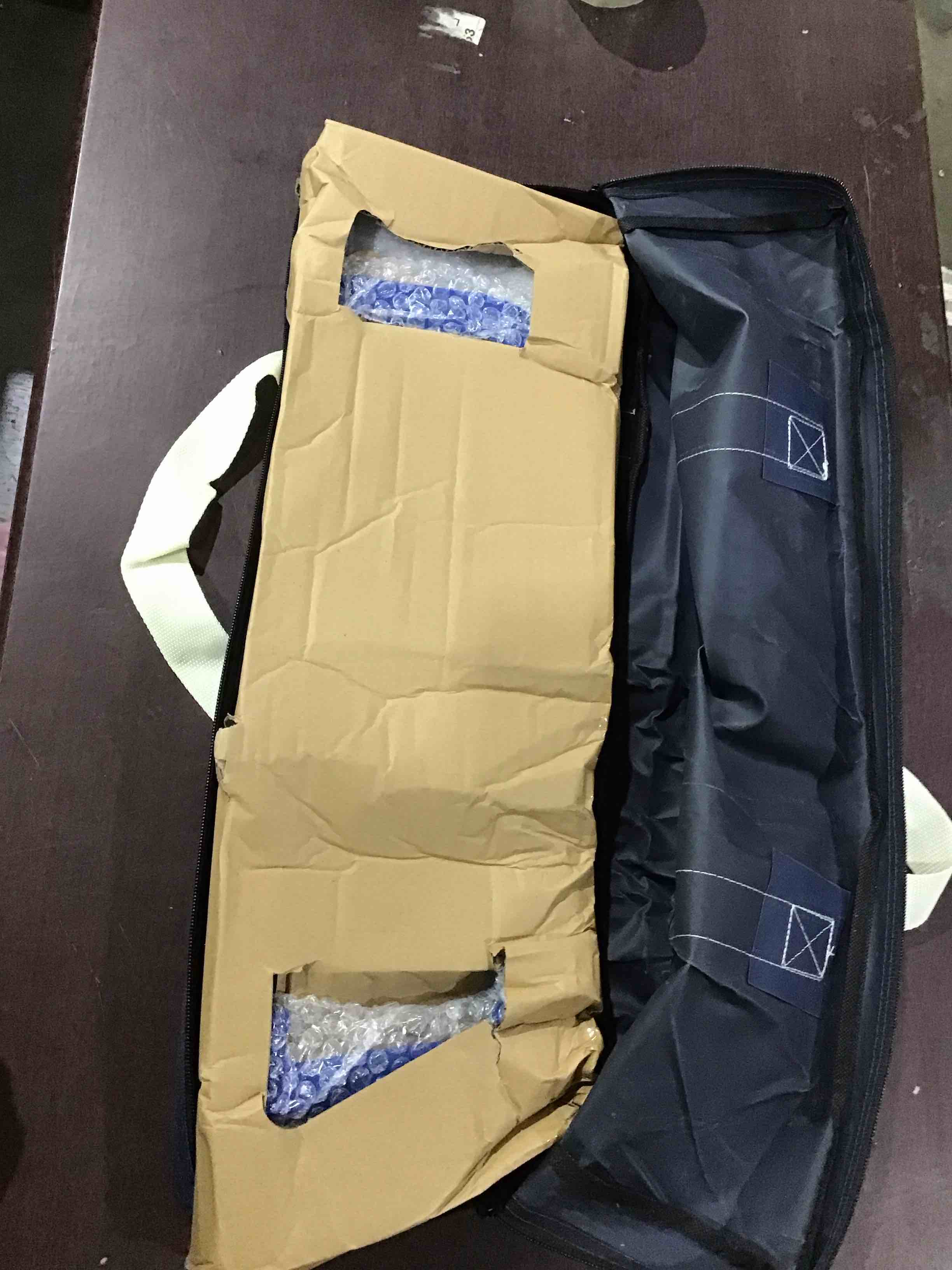 https://s3.amazonaws.com/lotting-images-prod/bidfta/TEA1264194_1751388303163.jpeg