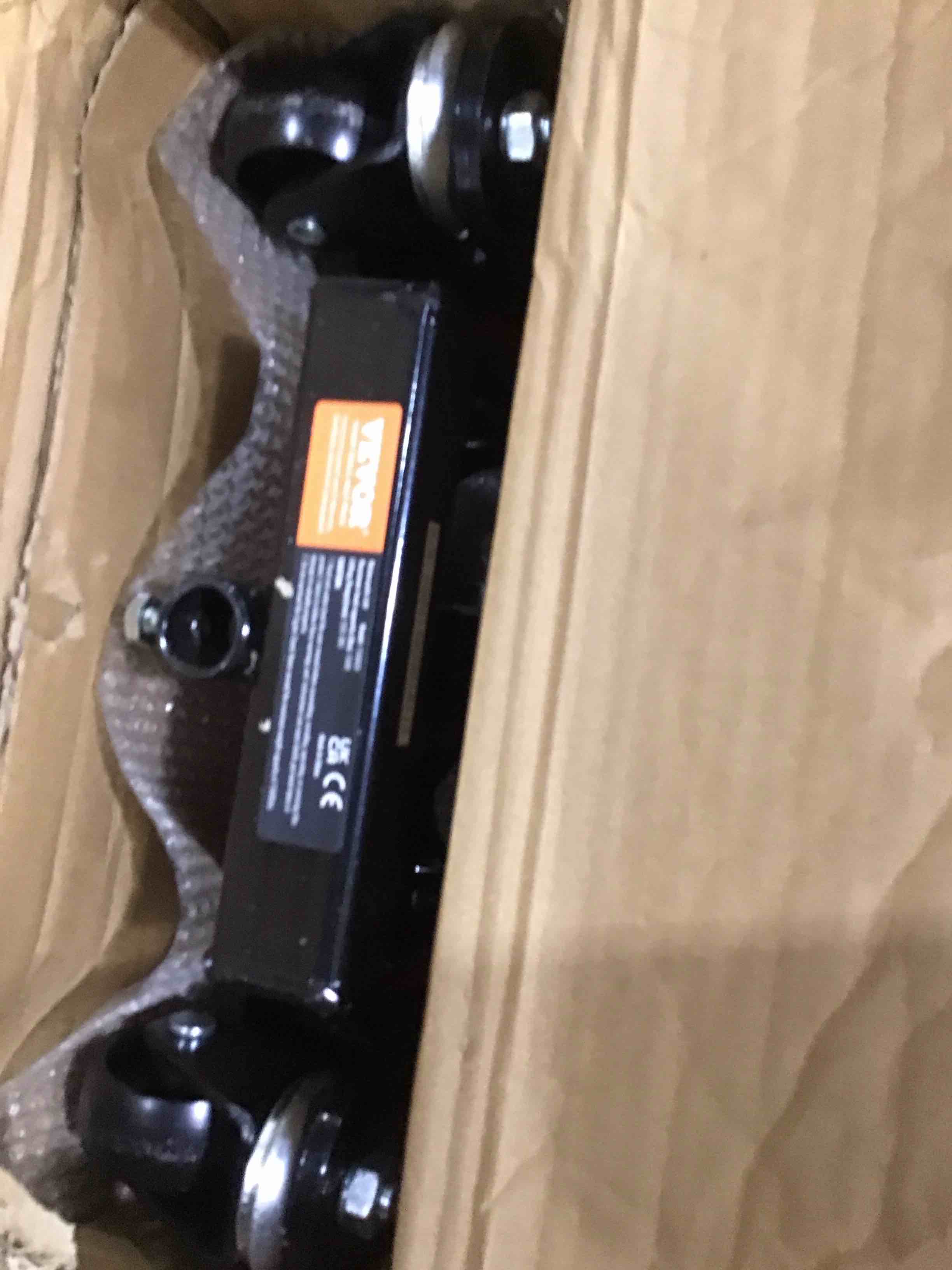 https://s3.amazonaws.com/lotting-images-prod/bidfta/TEA1264272_1751577536744.jpeg