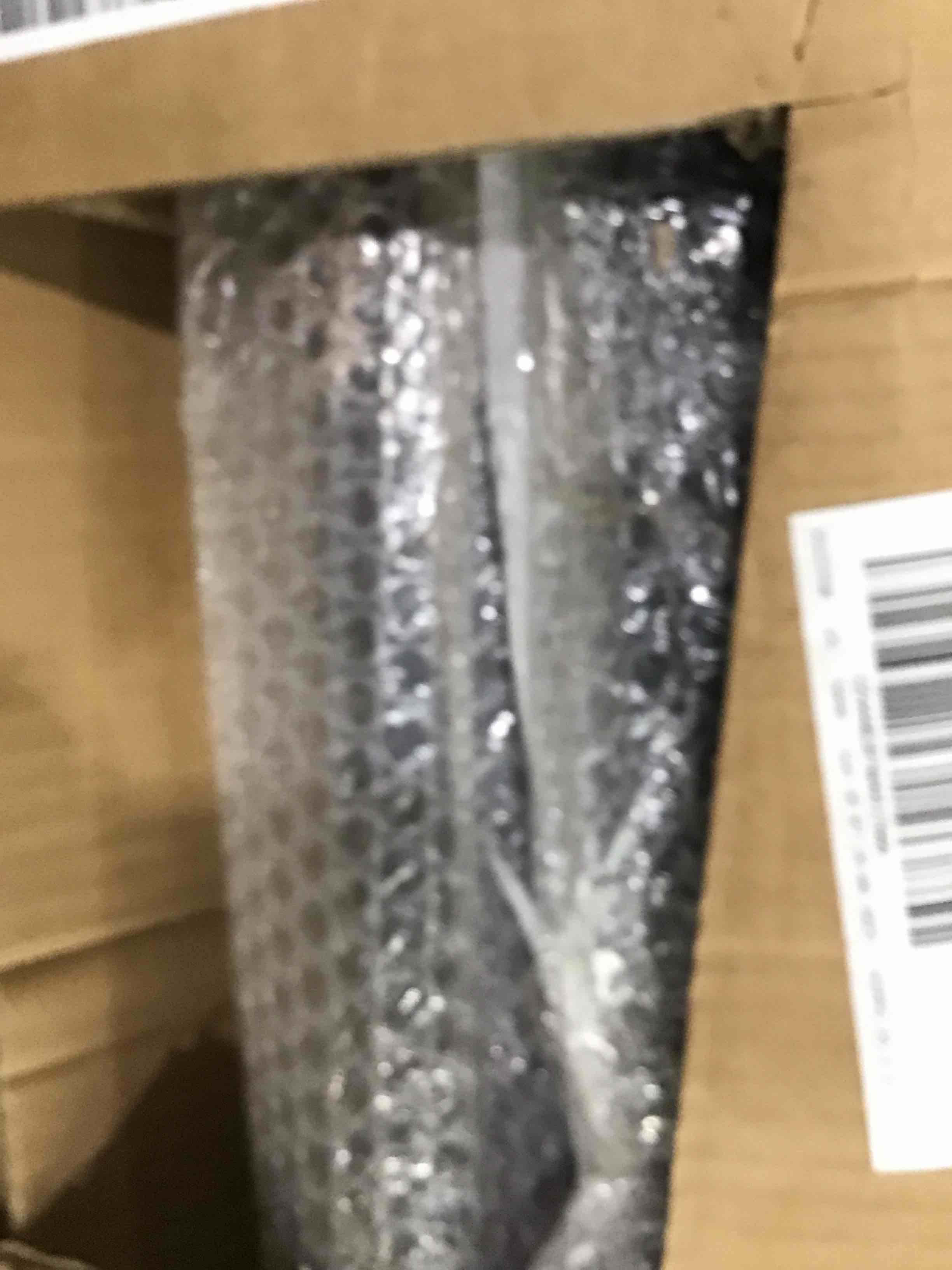 https://s3.amazonaws.com/lotting-images-prod/bidfta/TEA1264339_1752087424103.jpeg