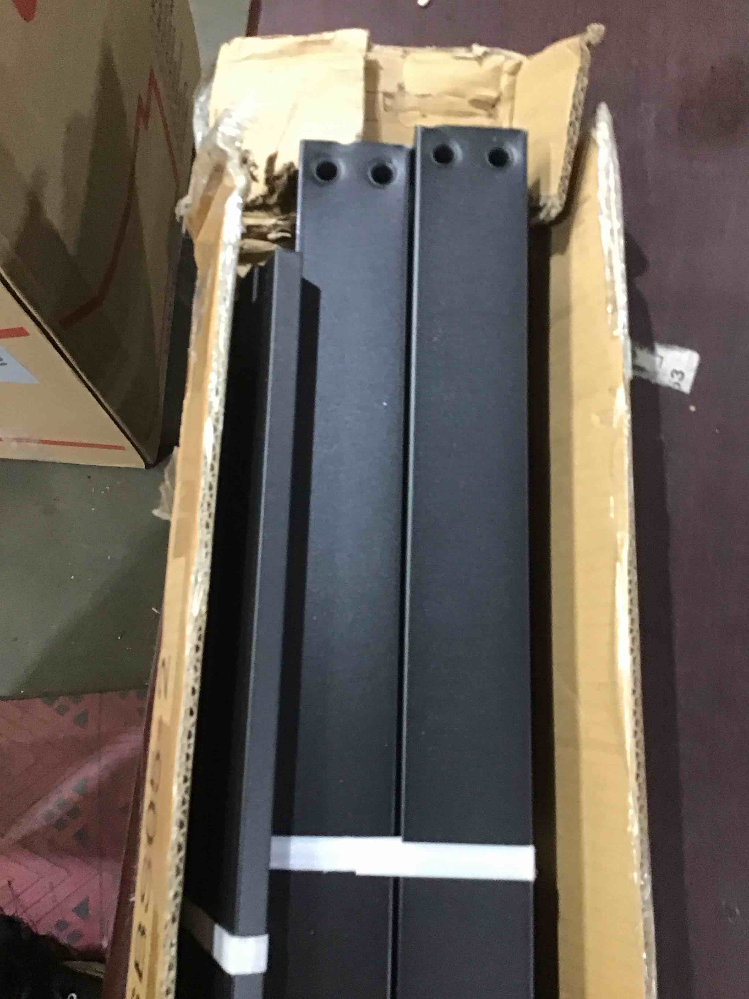 https://s3.amazonaws.com/lotting-images-prod/bidfta/TEA1264440_1752516192796.jpeg