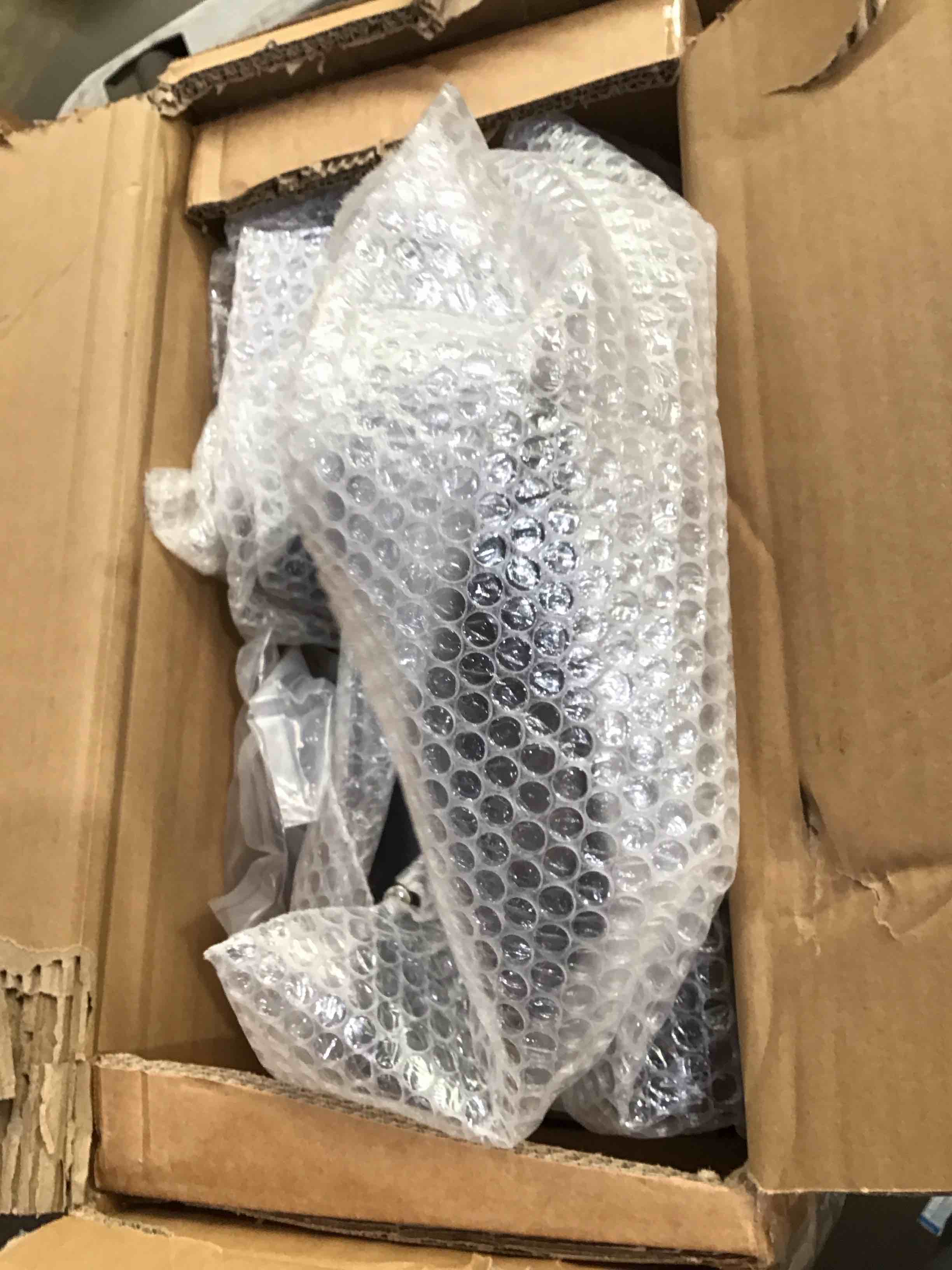 https://s3.amazonaws.com/lotting-images-prod/bidfta/TEA1264529_1753127374102.jpeg