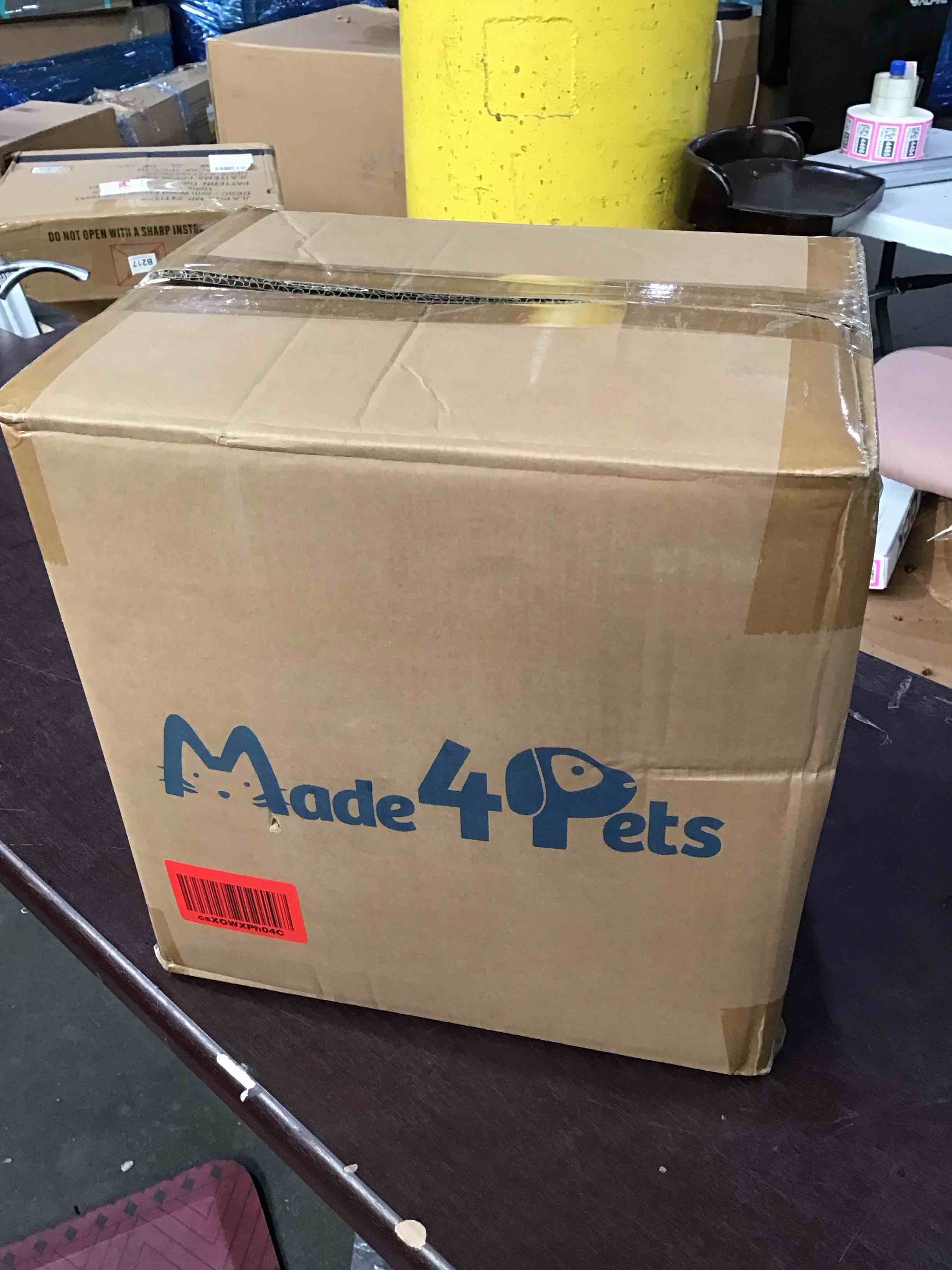 https://s3.amazonaws.com/lotting-images-prod/bidfta/TEA1264530_1753127879583.jpeg