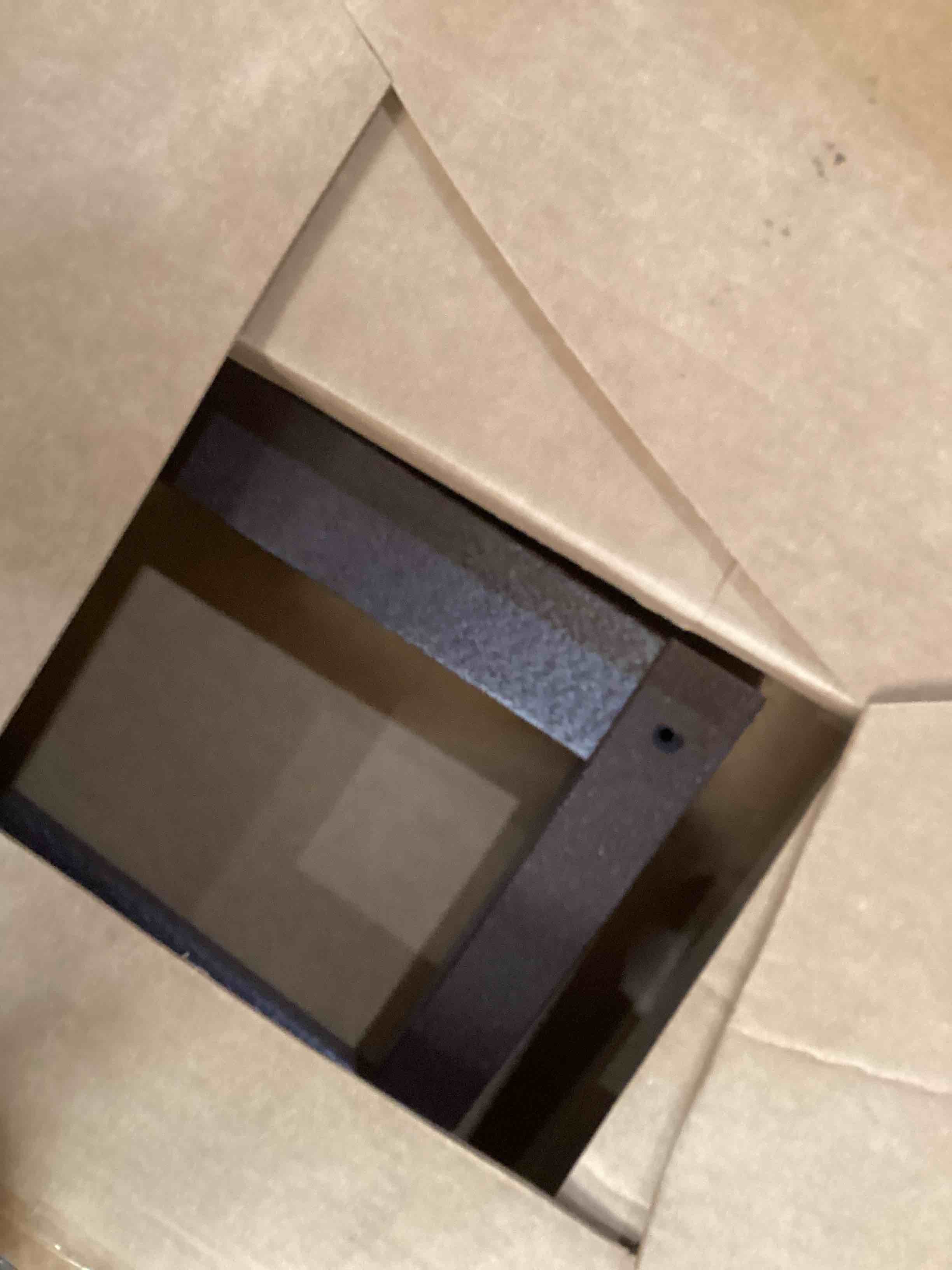 https://s3.amazonaws.com/lotting-images-prod/bidfta/TEA1264728_1753303852777.jpeg