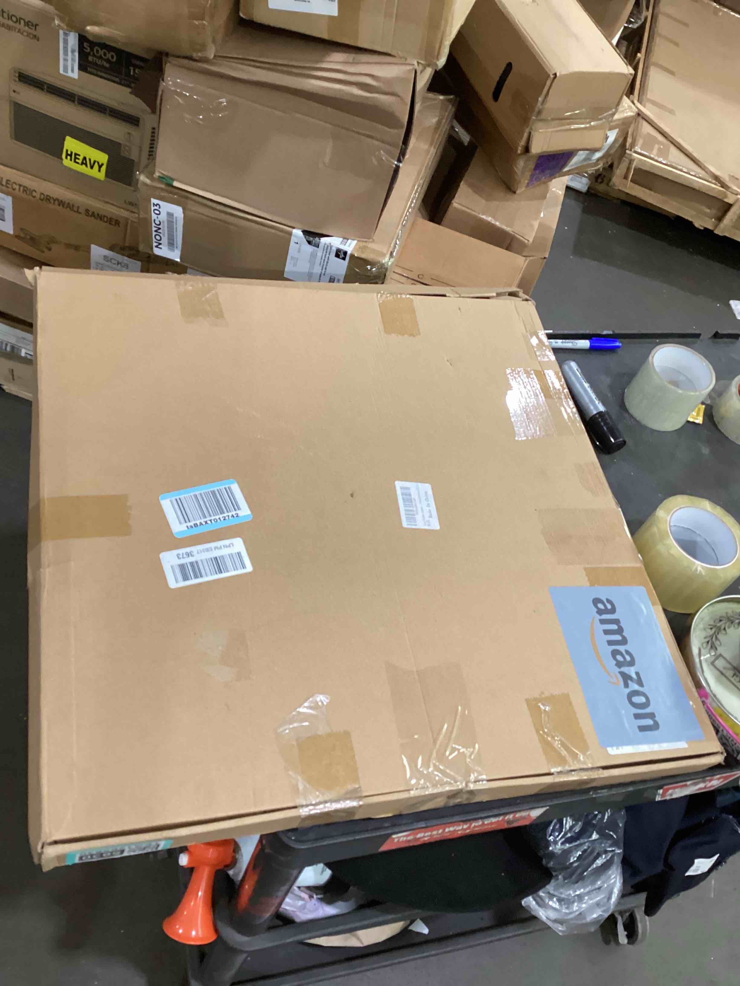 https://s3.amazonaws.com/lotting-images-prod/bidfta/TEA1265830_1755795437032.jpeg