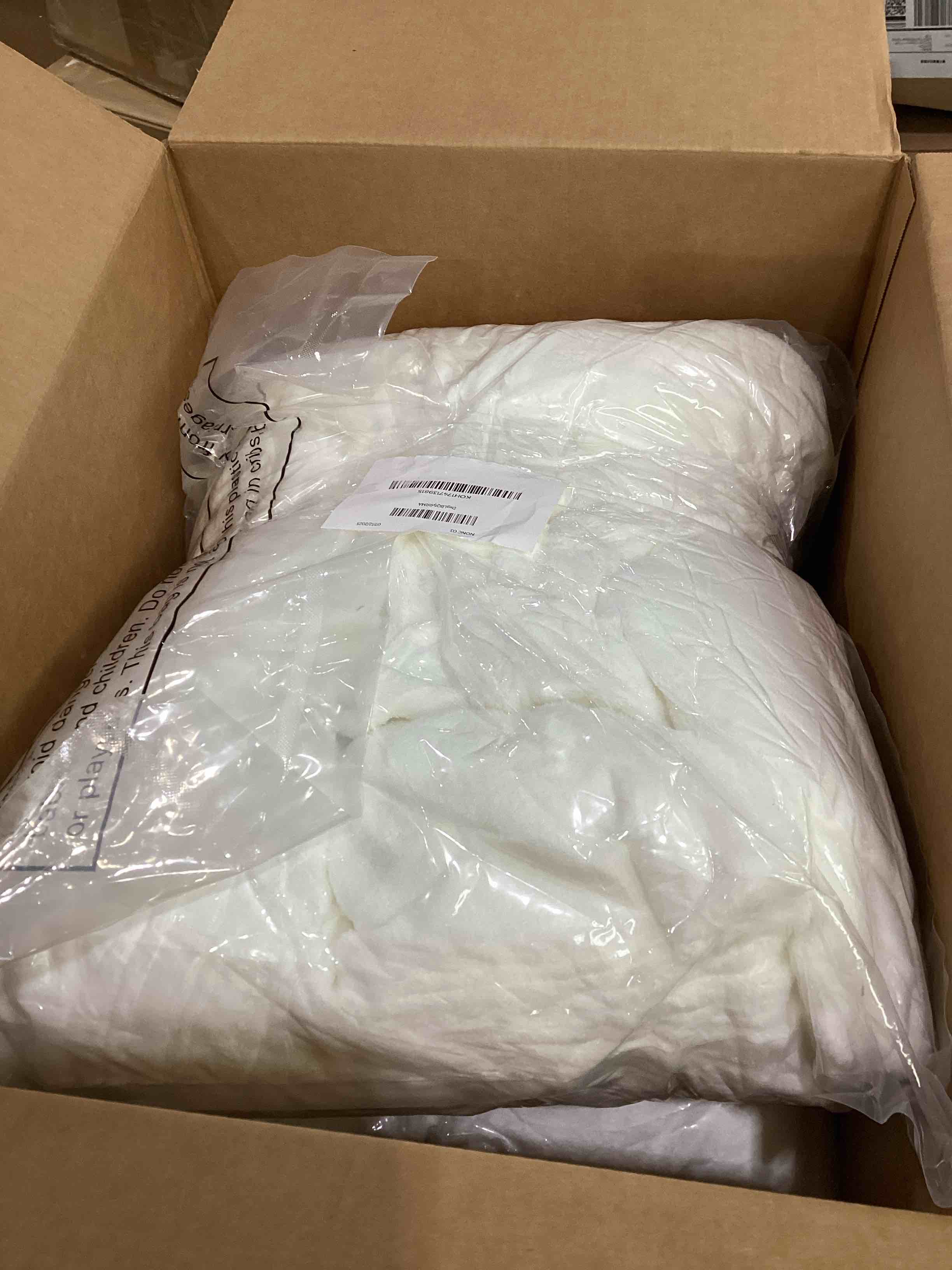 https://s3.amazonaws.com/lotting-images-prod/bidfta/TEA1265833_1755798059975.jpeg