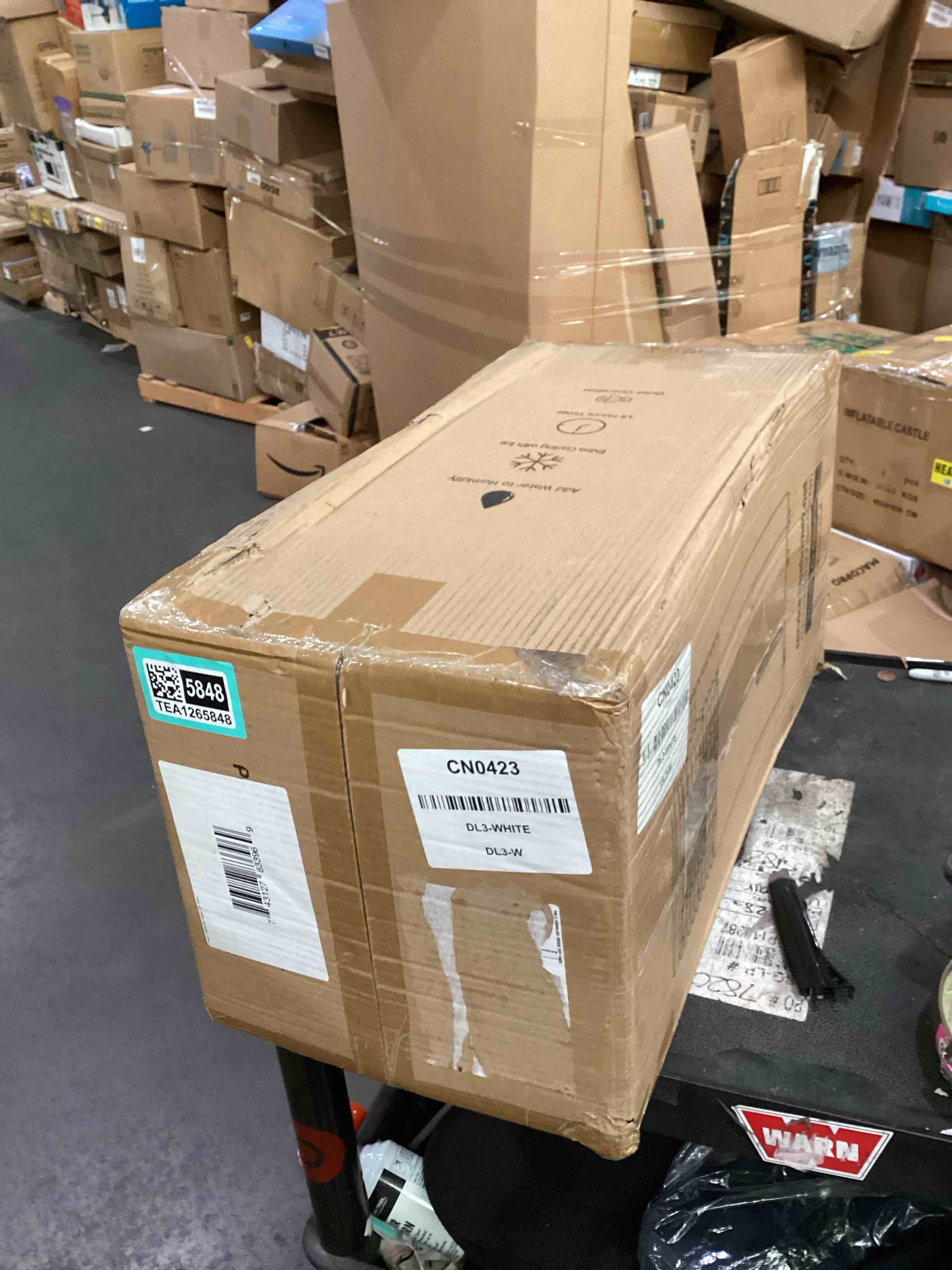 https://s3.amazonaws.com/lotting-images-prod/bidfta/TEA1265848_1755802129608.jpeg