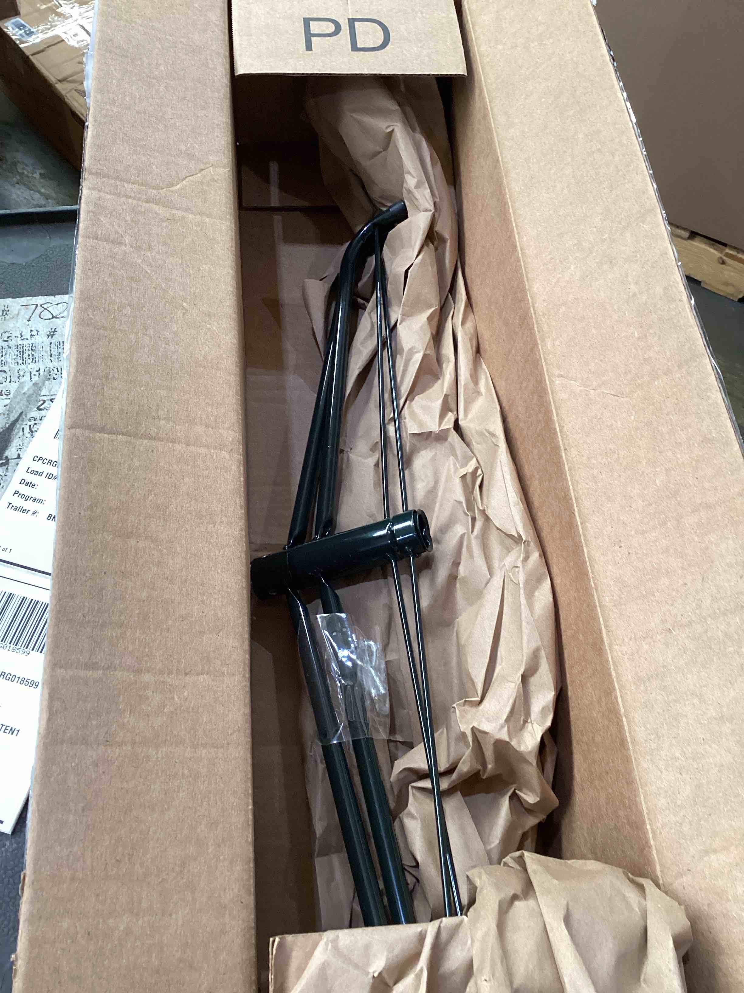 https://s3.amazonaws.com/lotting-images-prod/bidfta/TEA1265857_1755806554839.jpeg