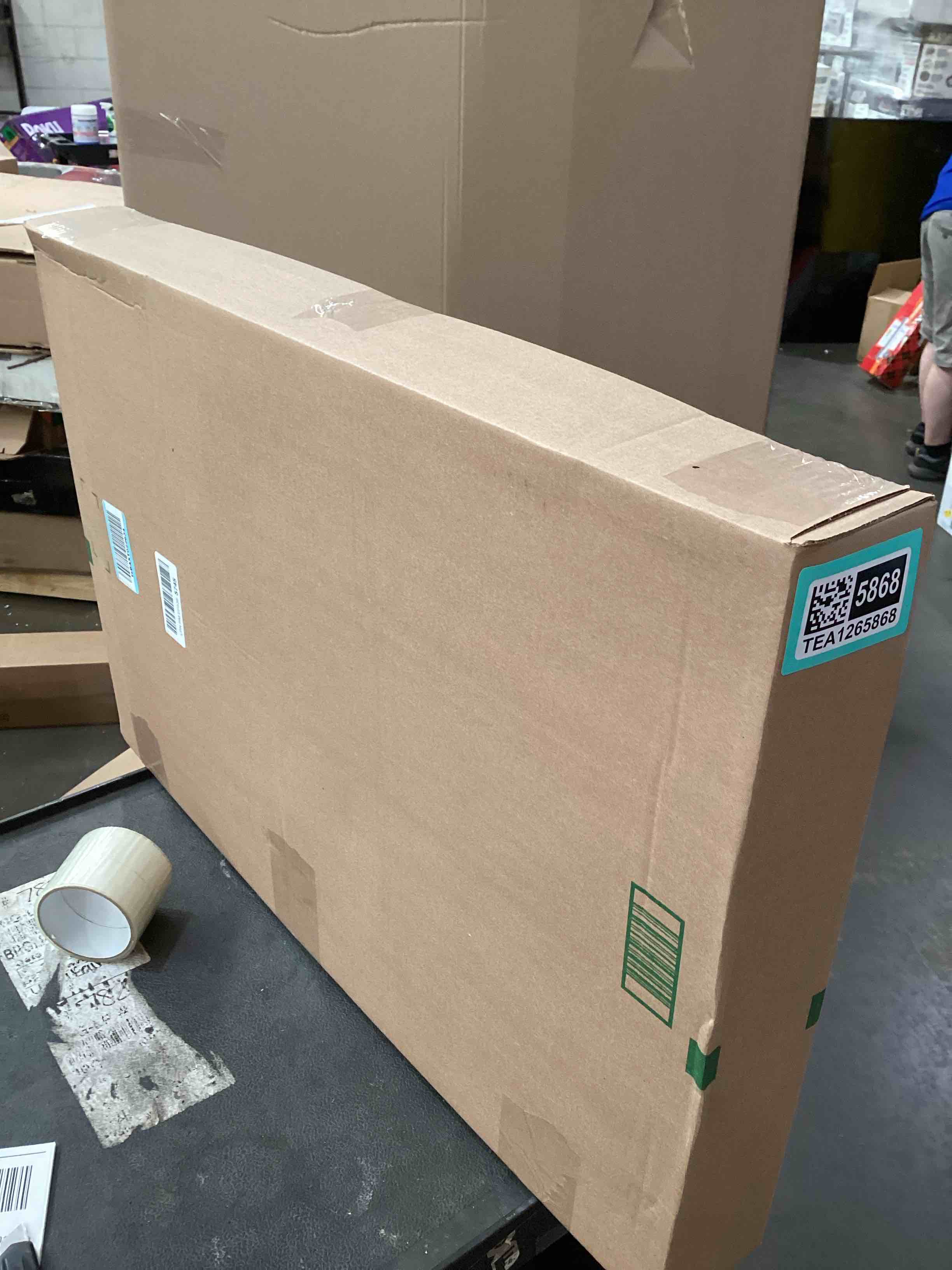 https://s3.amazonaws.com/lotting-images-prod/bidfta/TEA1265868_1755808349415.jpeg