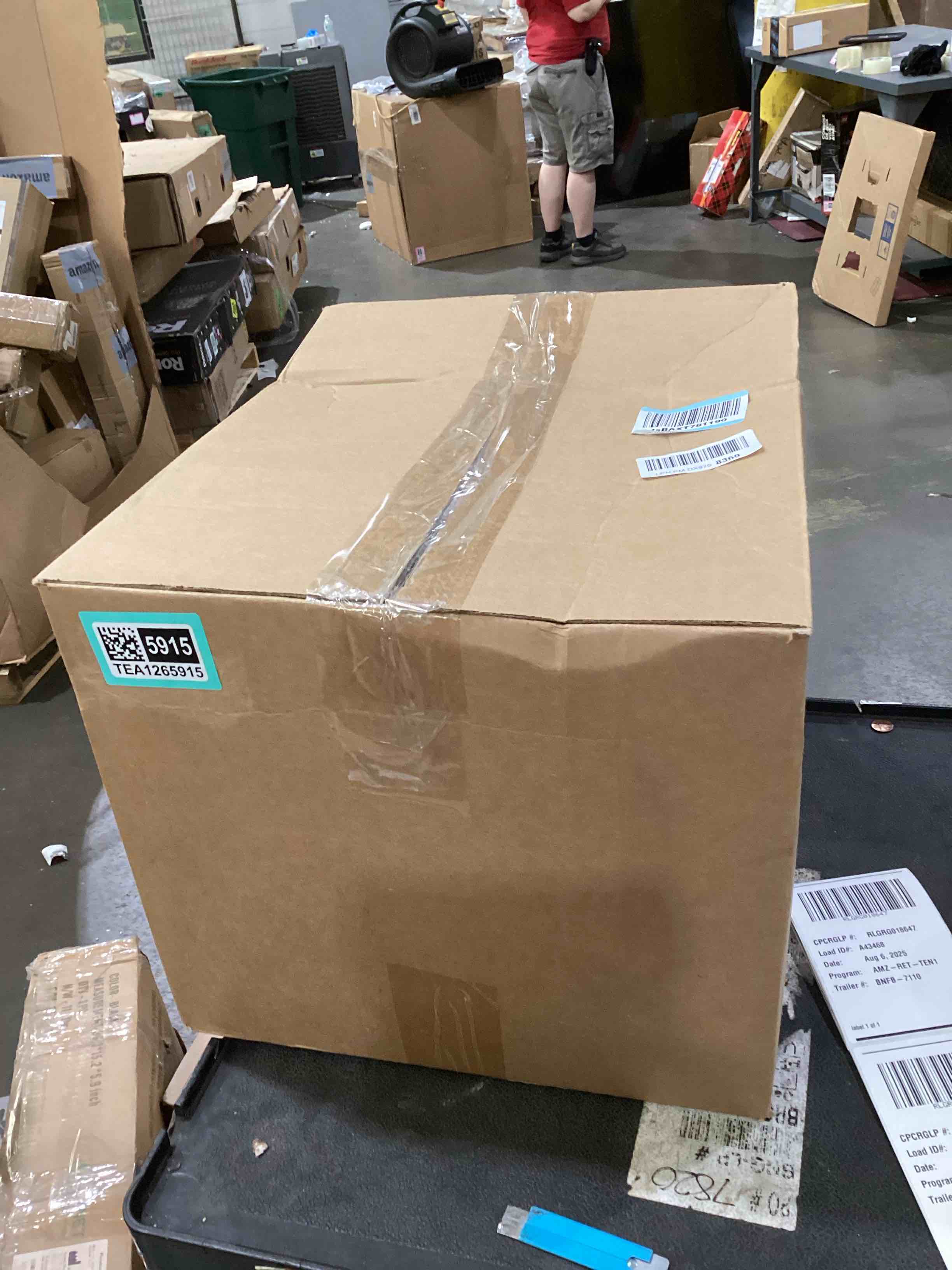 https://s3.amazonaws.com/lotting-images-prod/bidfta/TEA1265915_1756142976275.jpeg