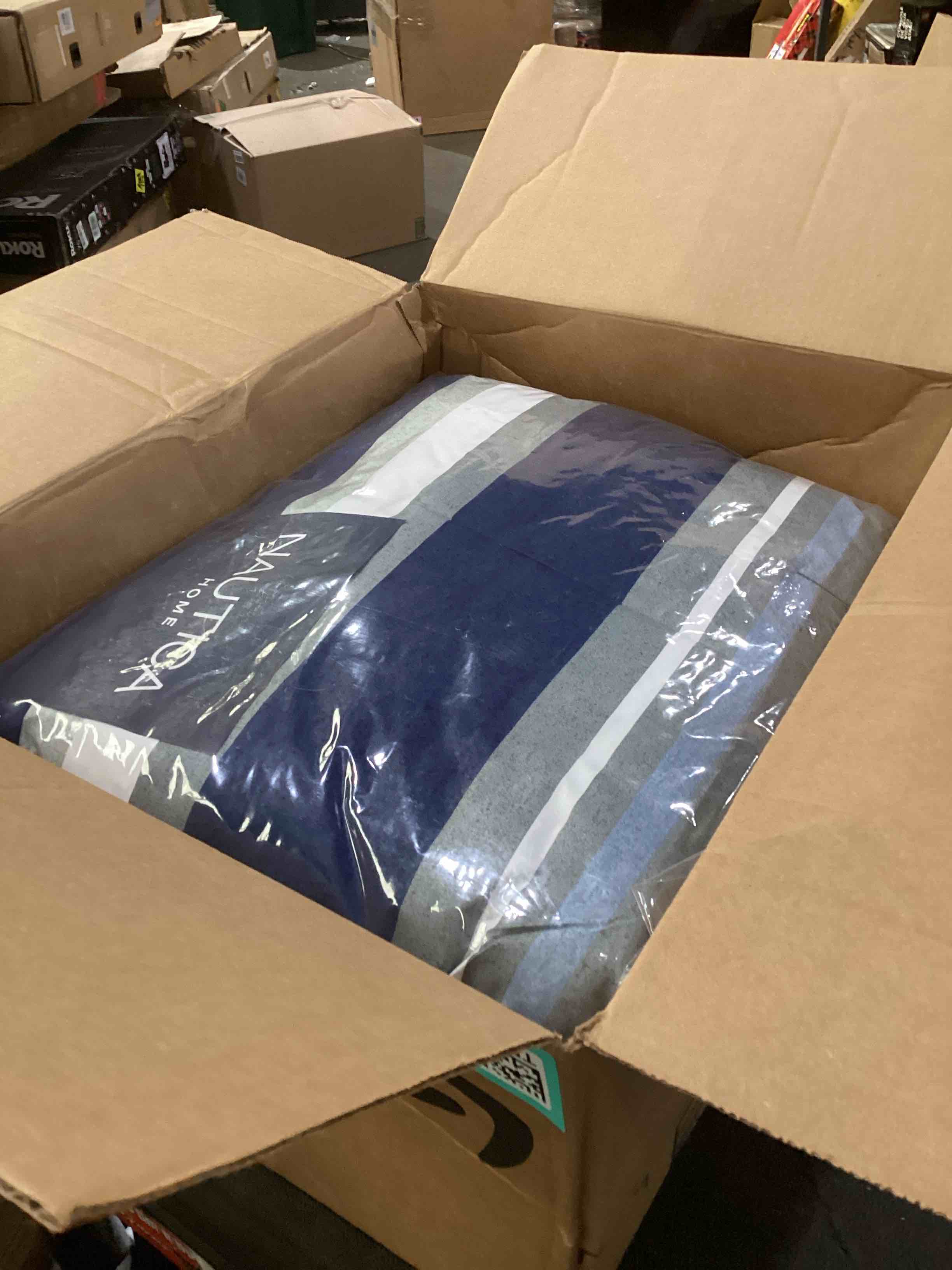 https://s3.amazonaws.com/lotting-images-prod/bidfta/TEA1265946_1756153963280.jpeg