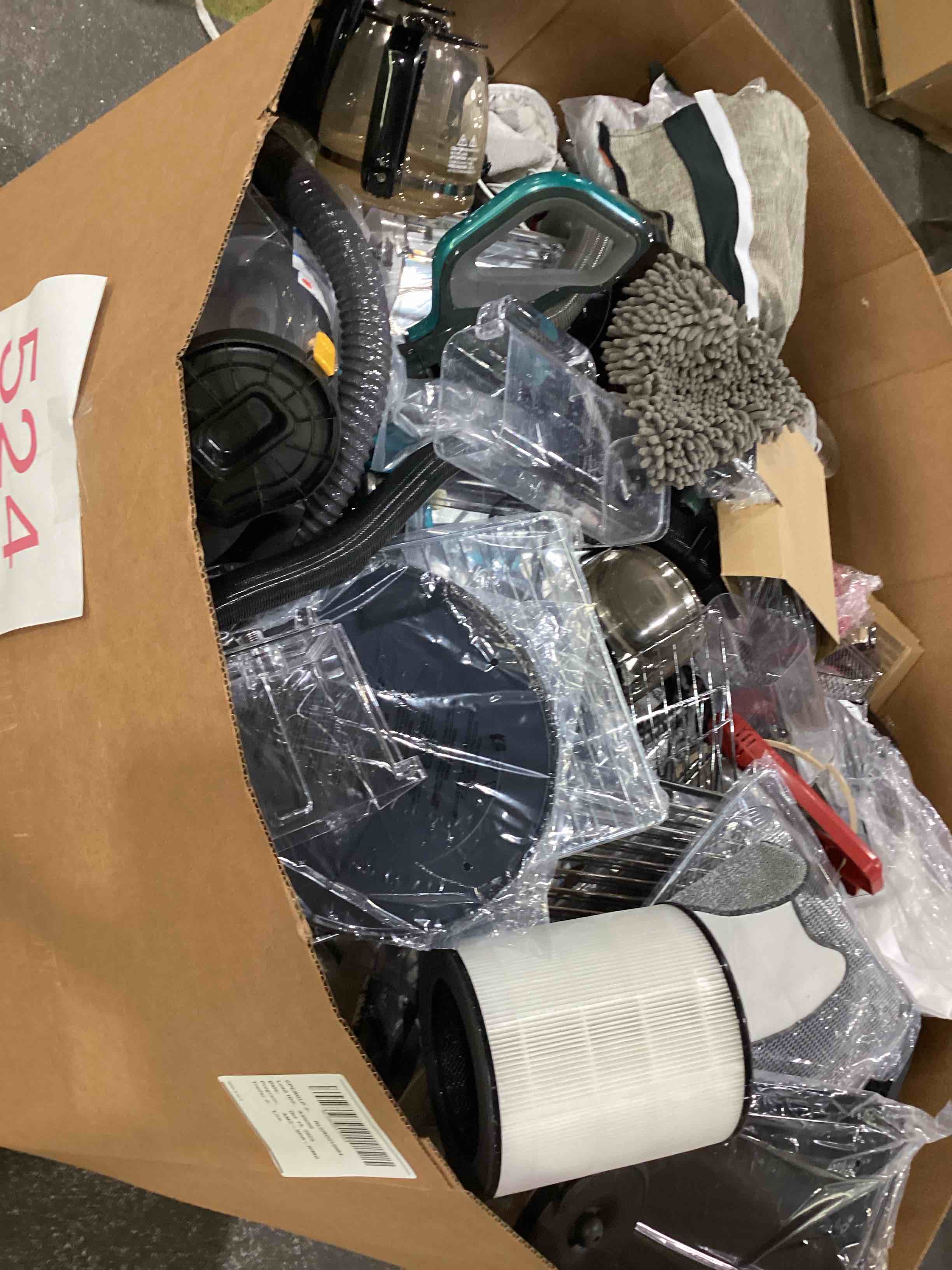 Pallet Lot of Random Appliance Pieces