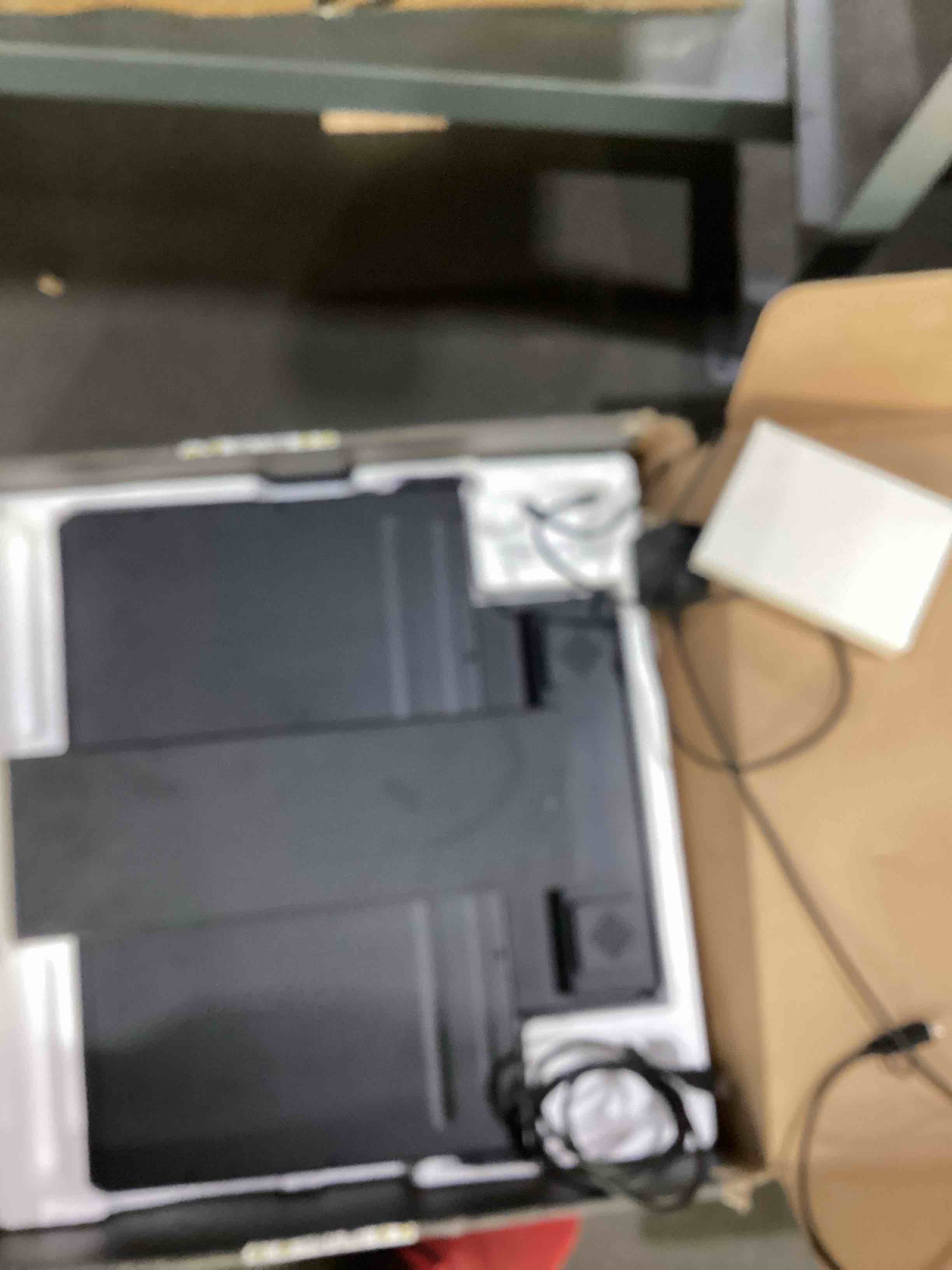 https://s3.amazonaws.com/lotting-images-prod/bidfta/TEA1273108_1752774910363.jpeg