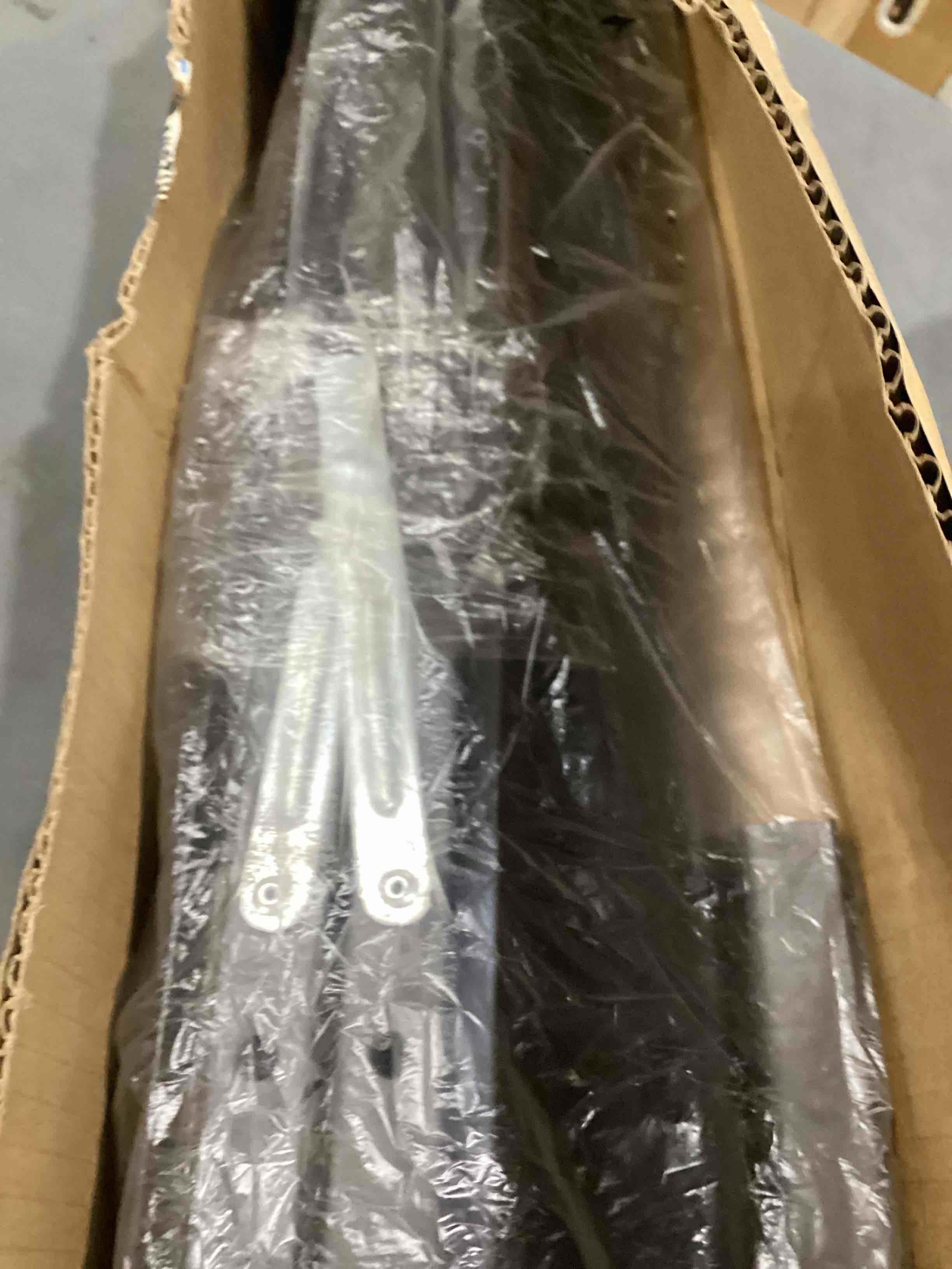 https://s3.amazonaws.com/lotting-images-prod/bidfta/TEA1273203_1752861090298.jpeg