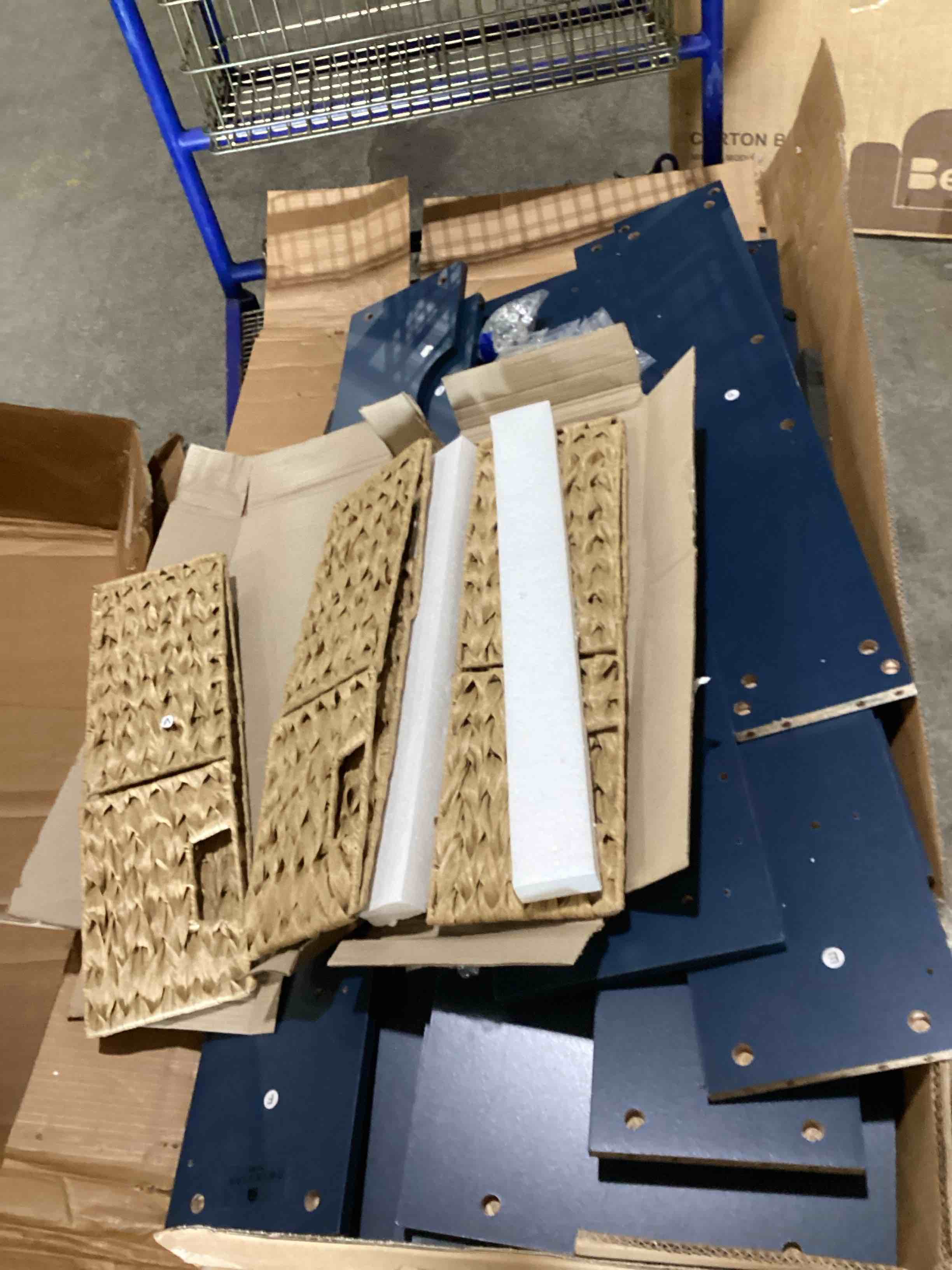 https://s3.amazonaws.com/lotting-images-prod/bidfta/TEA1274963_1755107920438.jpeg