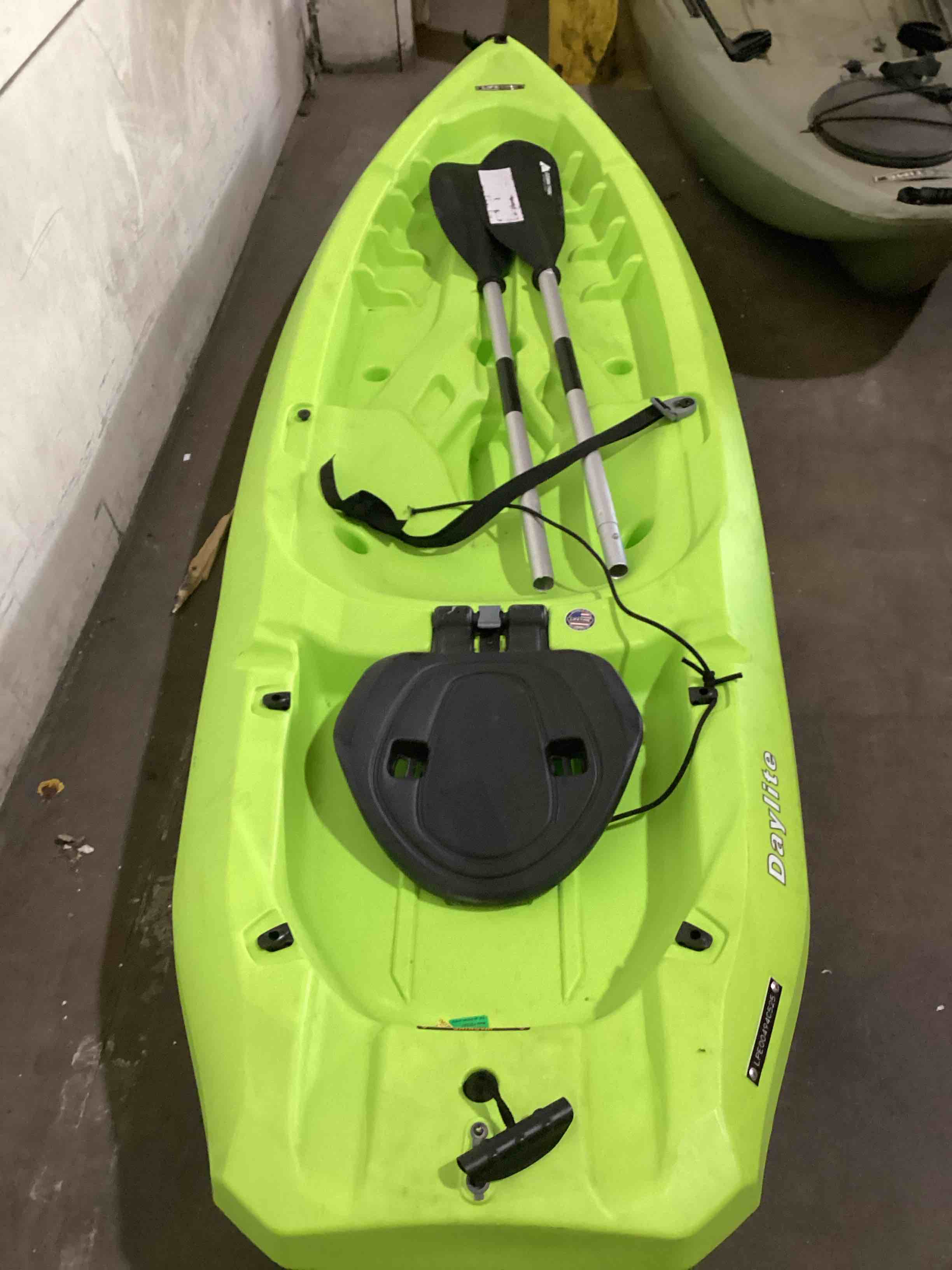 Lifetime Daylite 8 ft. Sit-on-top Kayak, Chartreuse *torn strings*