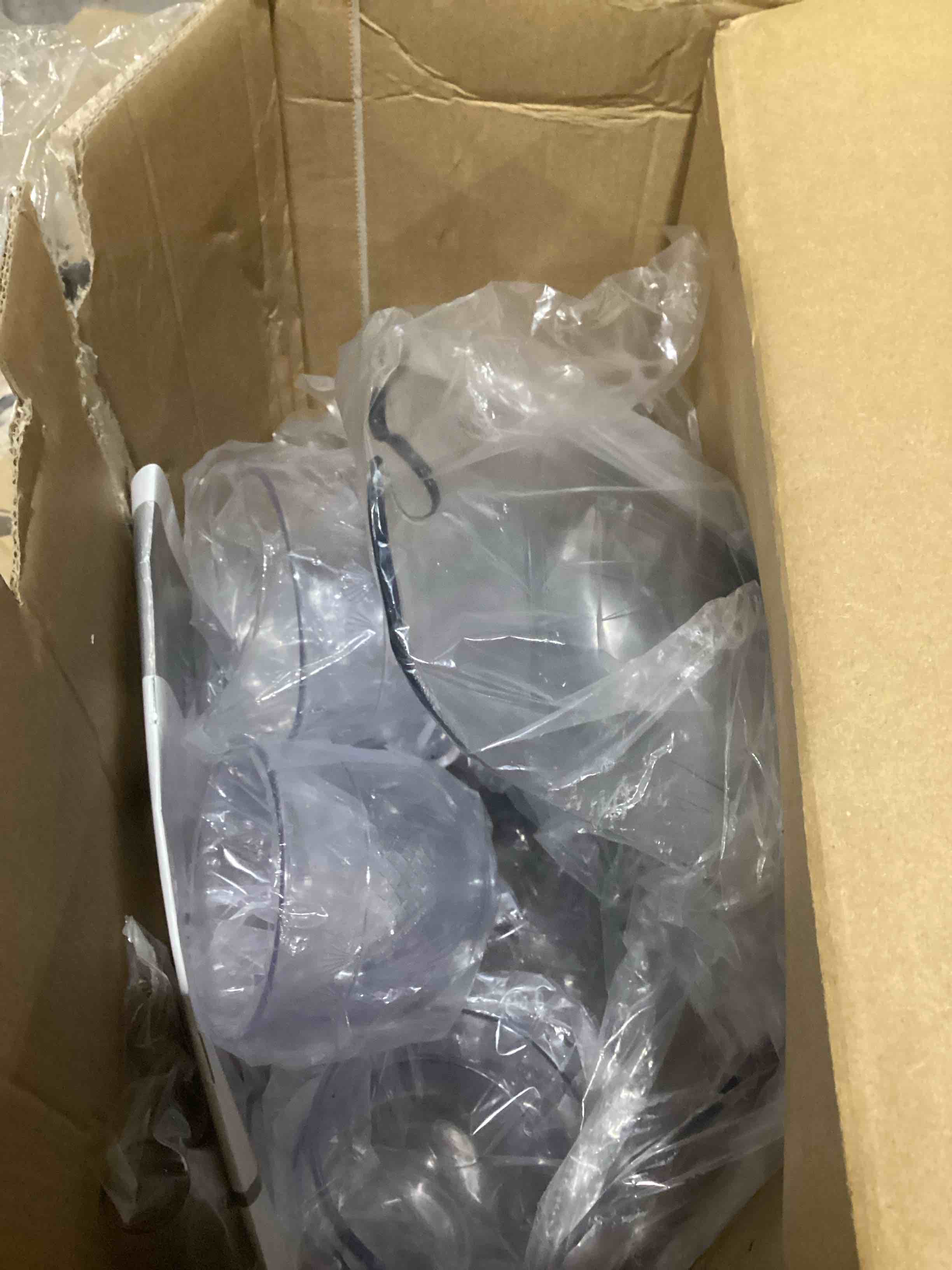 https://s3.amazonaws.com/lotting-images-prod/bidfta/TEA1275405_1760454024863.jpeg