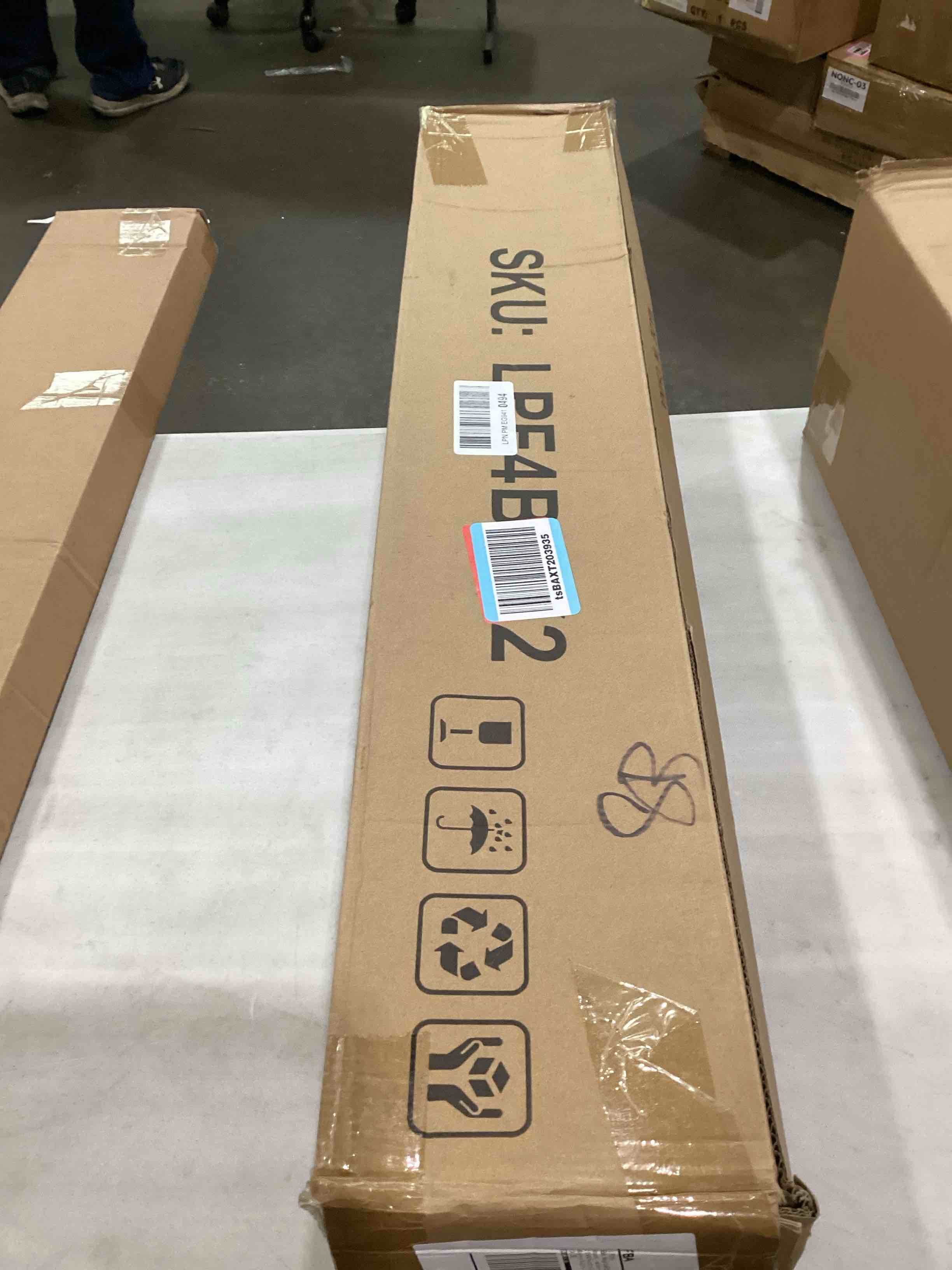 https://s3.amazonaws.com/lotting-images-prod/bidfta/TEA1285018_1757340348903.jpeg