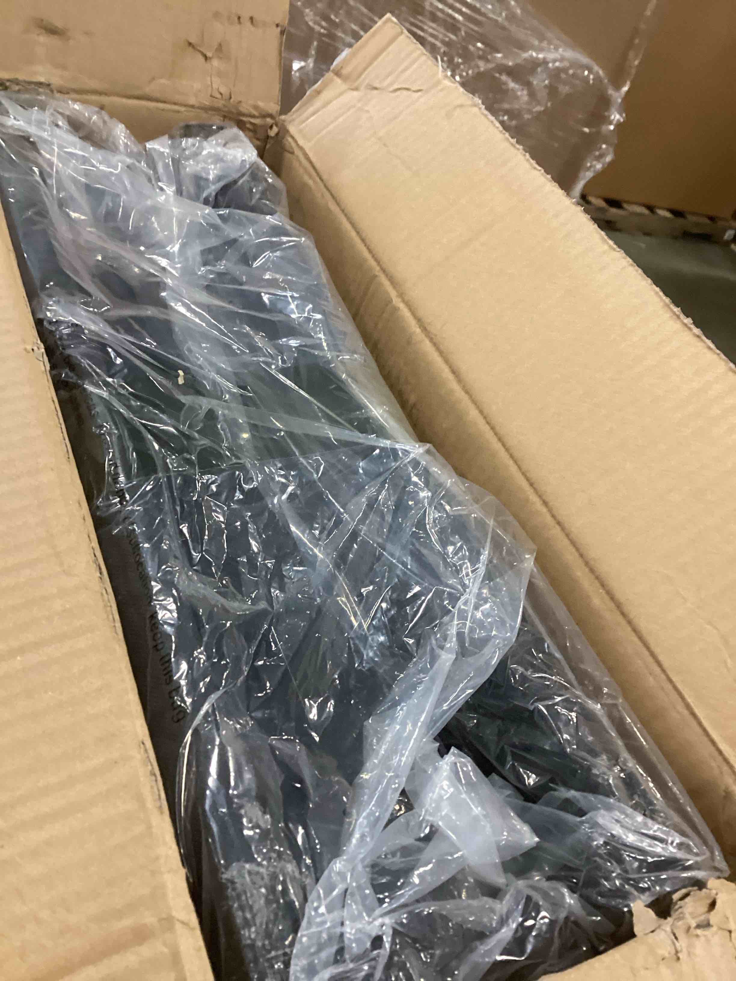 https://s3.amazonaws.com/lotting-images-prod/bidfta/TEA1288474_1741019868184.jpeg