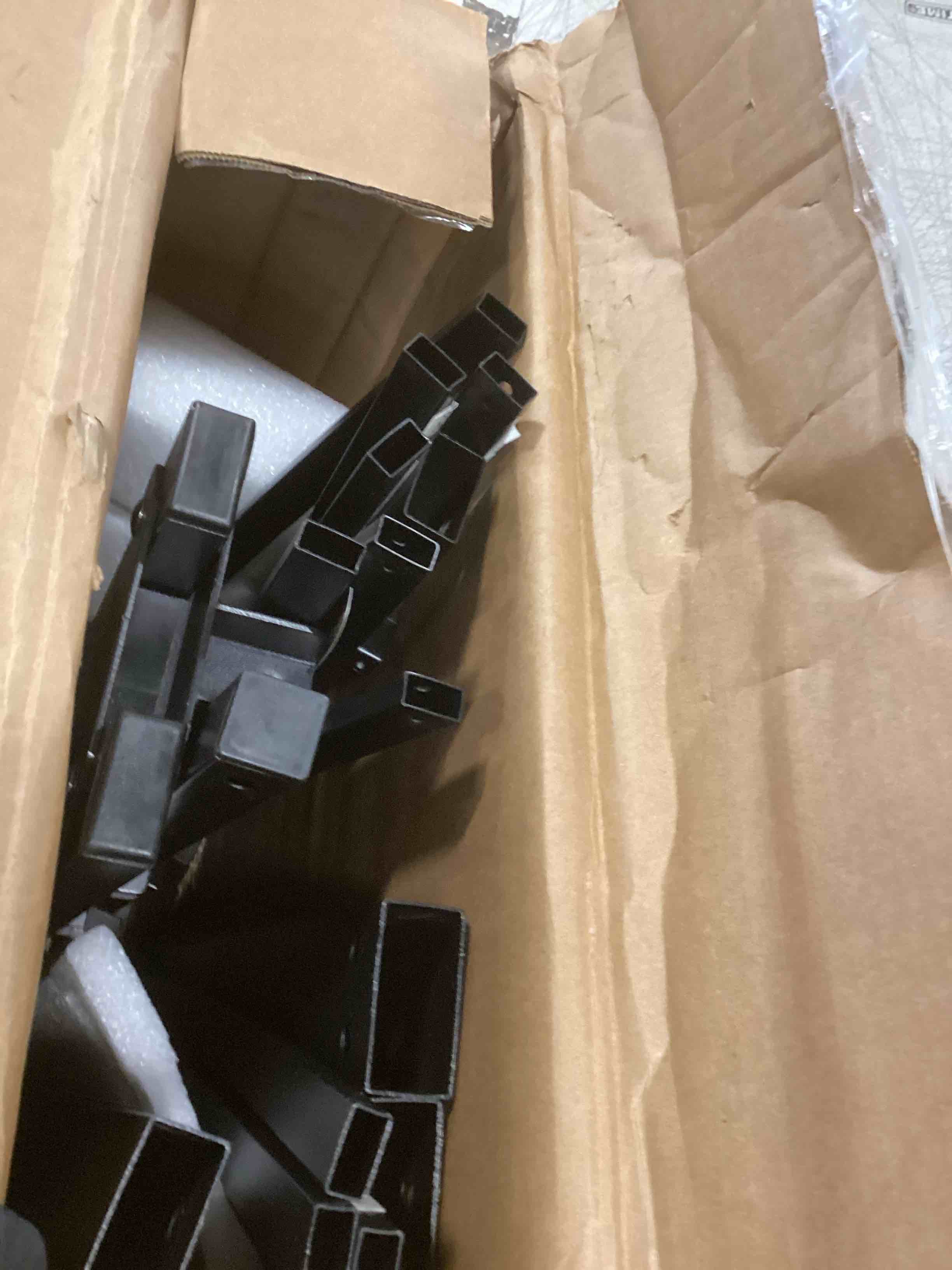 https://s3.amazonaws.com/lotting-images-prod/bidfta/TEA1288507_1741022911867.jpeg