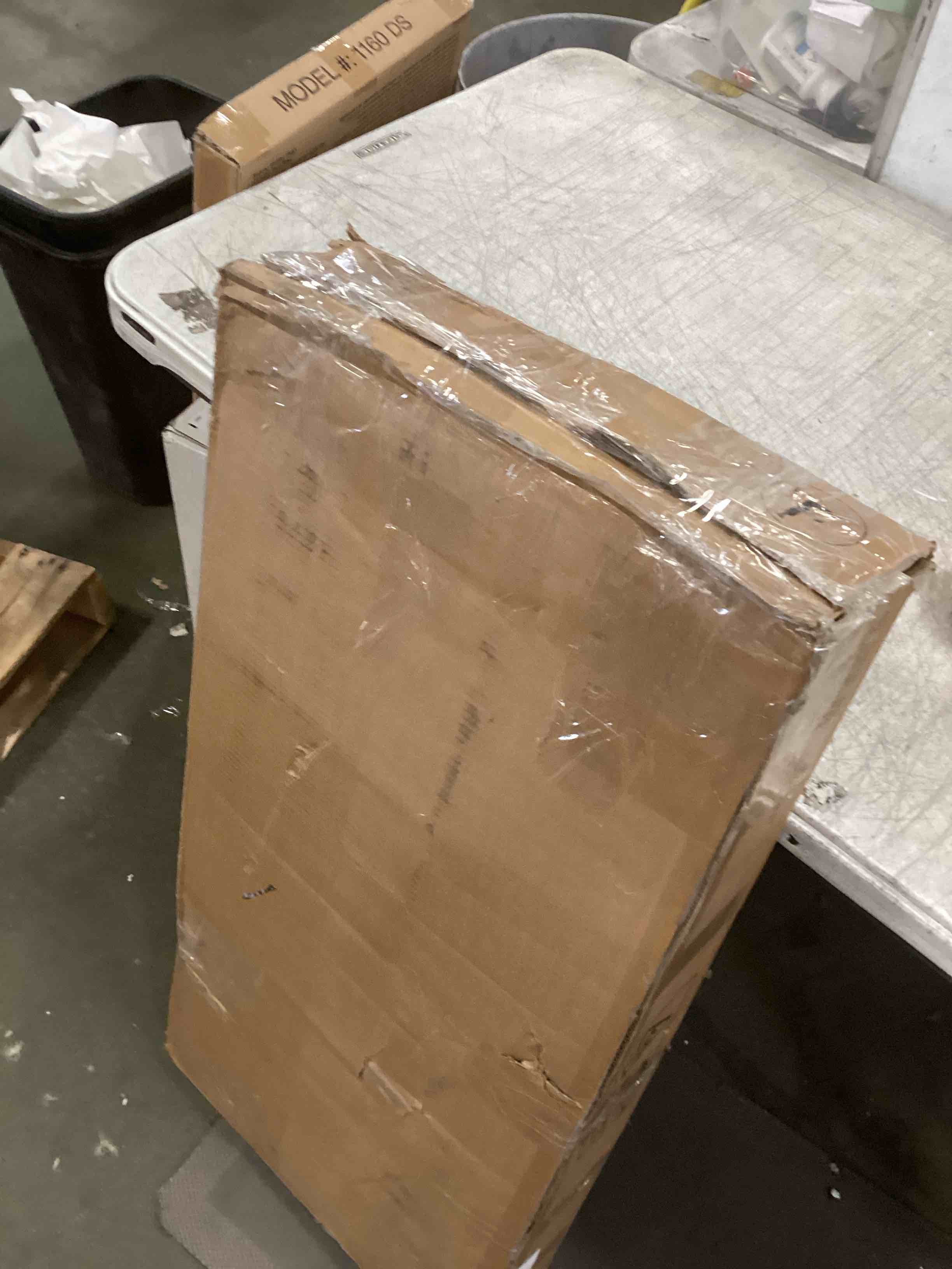 https://s3.amazonaws.com/lotting-images-prod/bidfta/TEA1288507_1741022935903.jpeg
