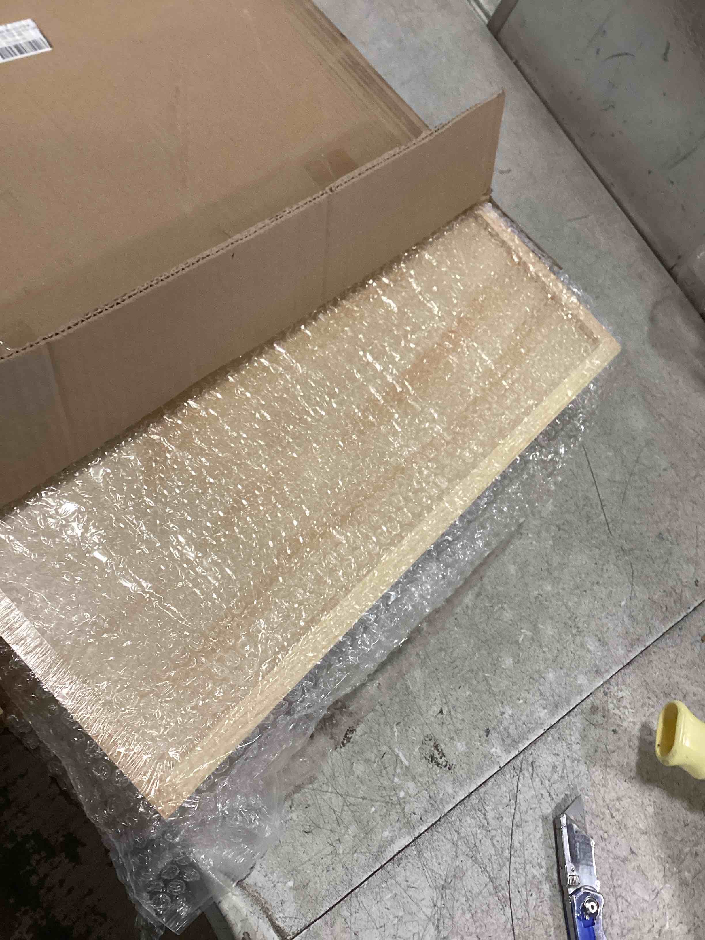 https://s3.amazonaws.com/lotting-images-prod/bidfta/TEA1288684_1741104621298.jpeg