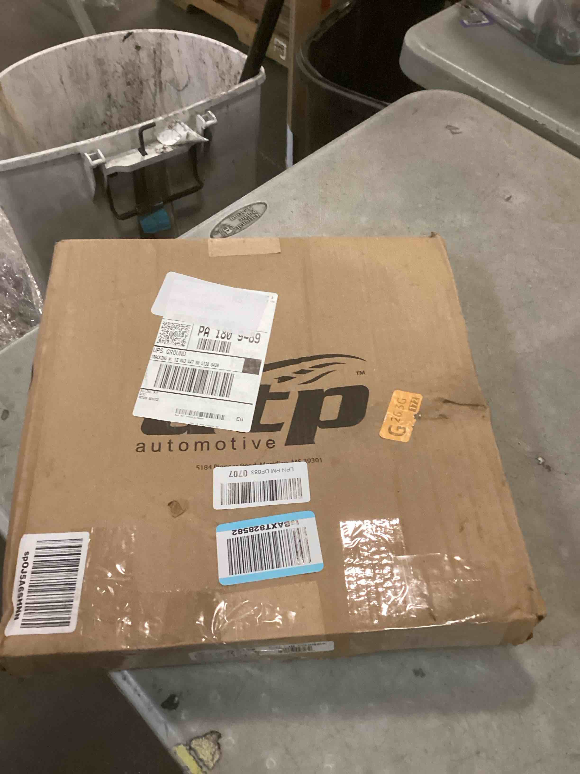 https://s3.amazonaws.com/lotting-images-prod/bidfta/TEA1289166_1741361919729.jpeg