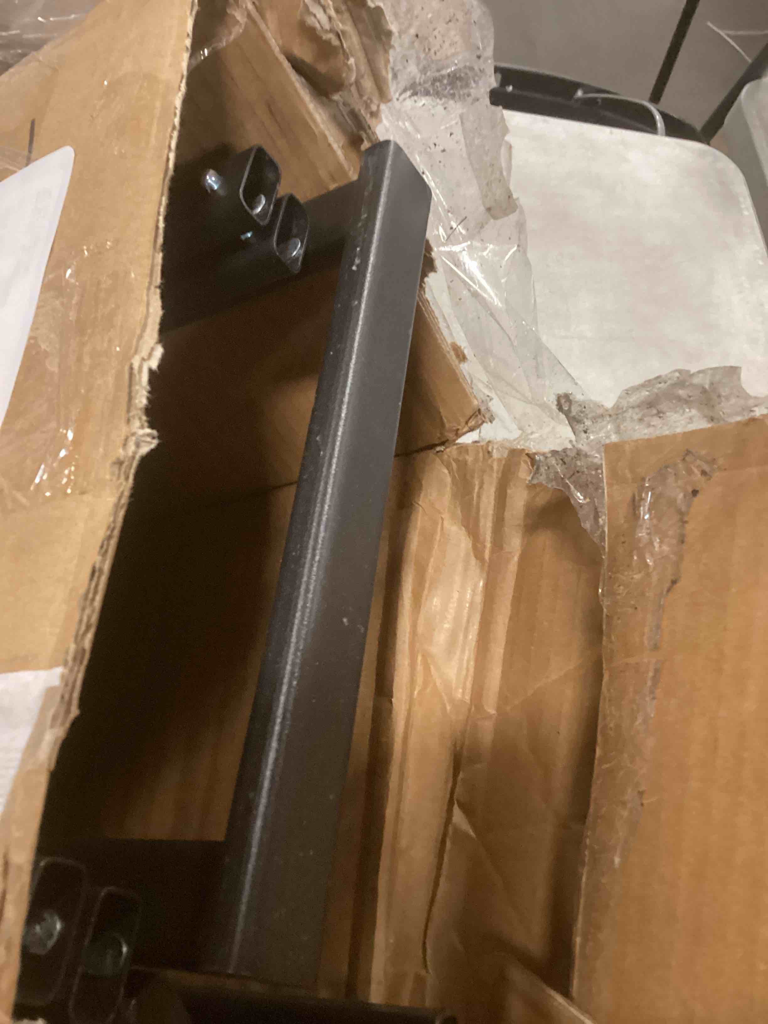 https://s3.amazonaws.com/lotting-images-prod/bidfta/TEA1289762_1741809887037.jpeg