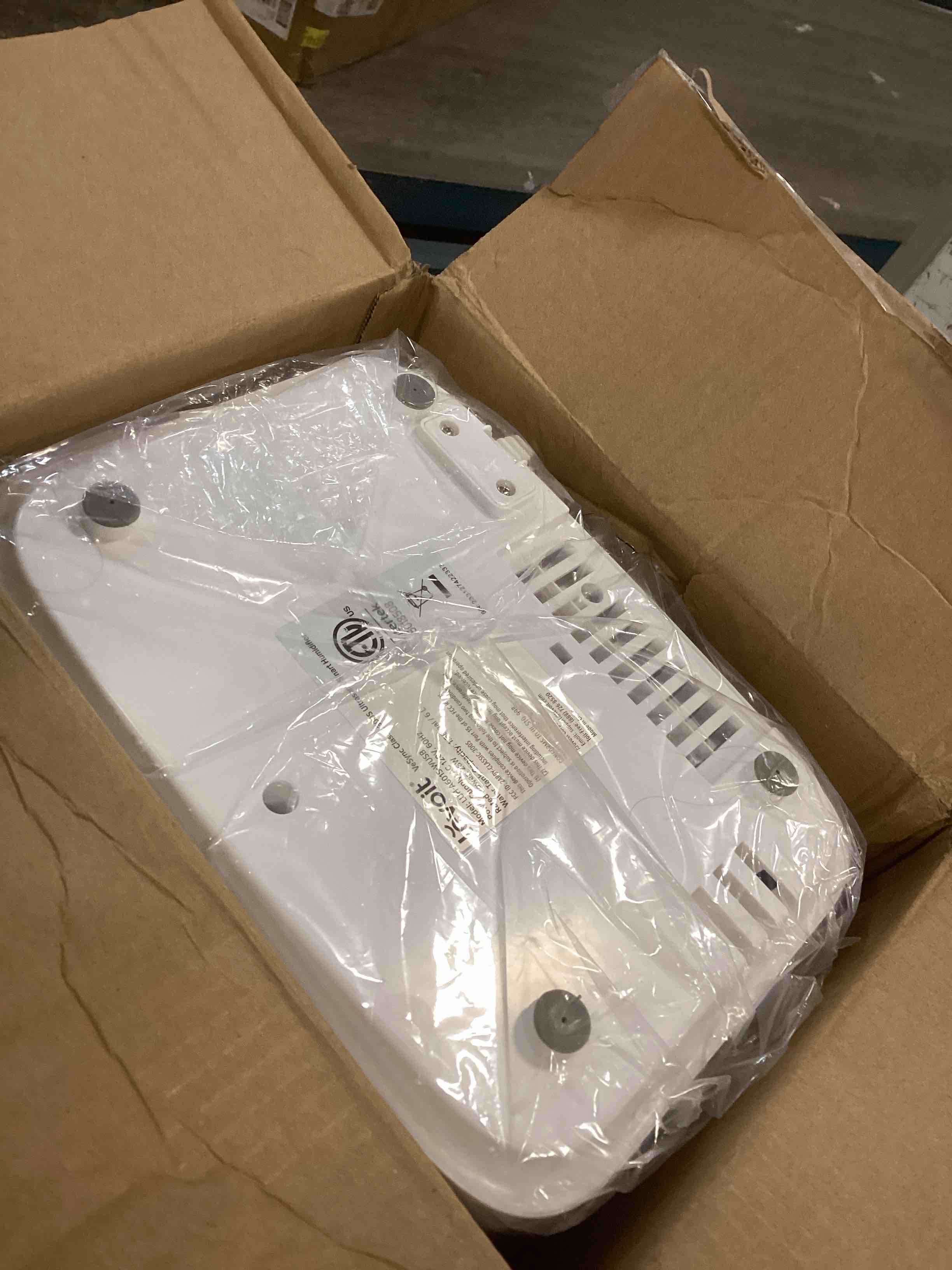 https://s3.amazonaws.com/lotting-images-prod/bidfta/TEA1289791_1741869685139.jpeg
