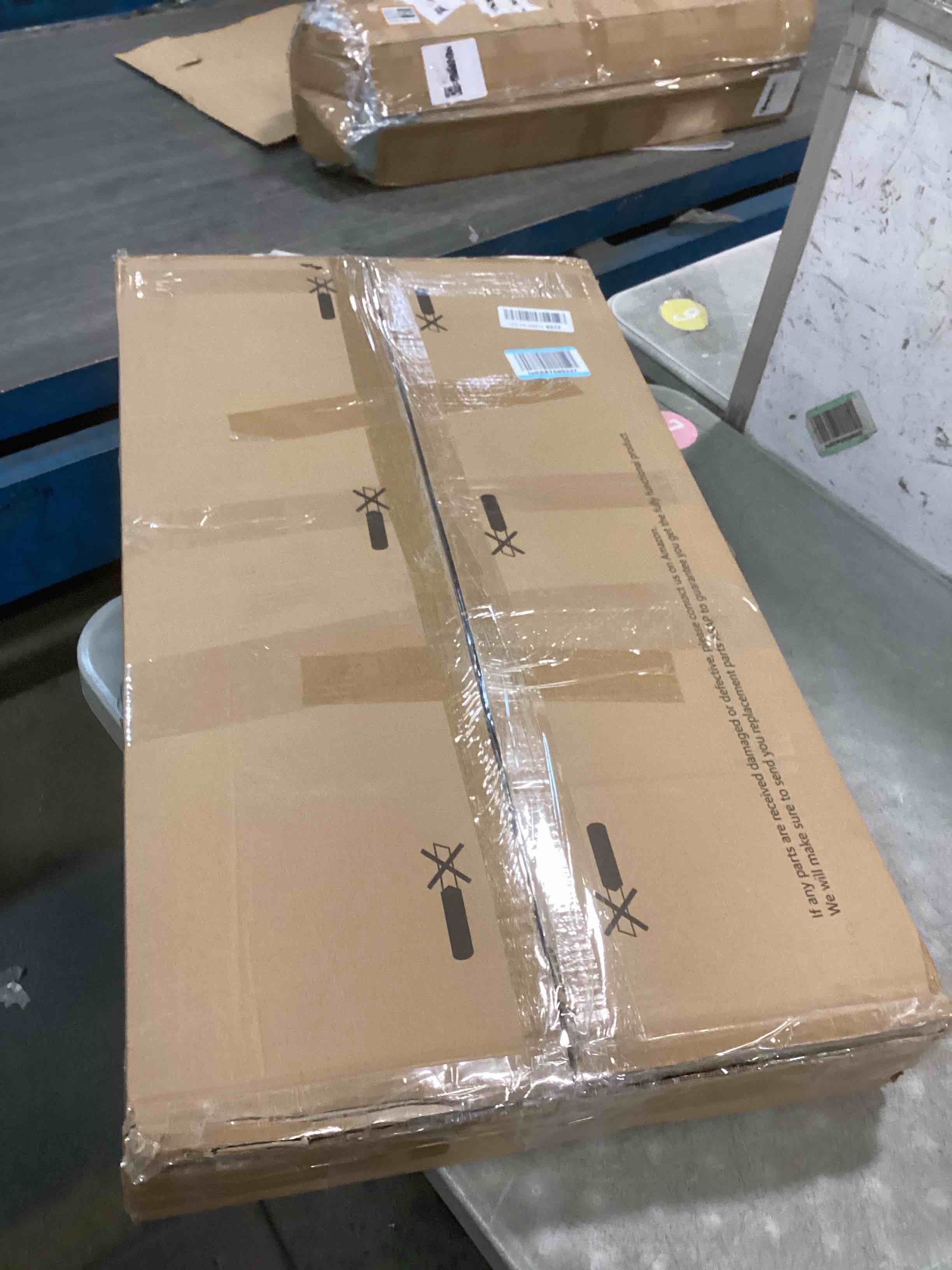 https://s3.amazonaws.com/lotting-images-prod/bidfta/TEA1289792_1741869772885.jpeg