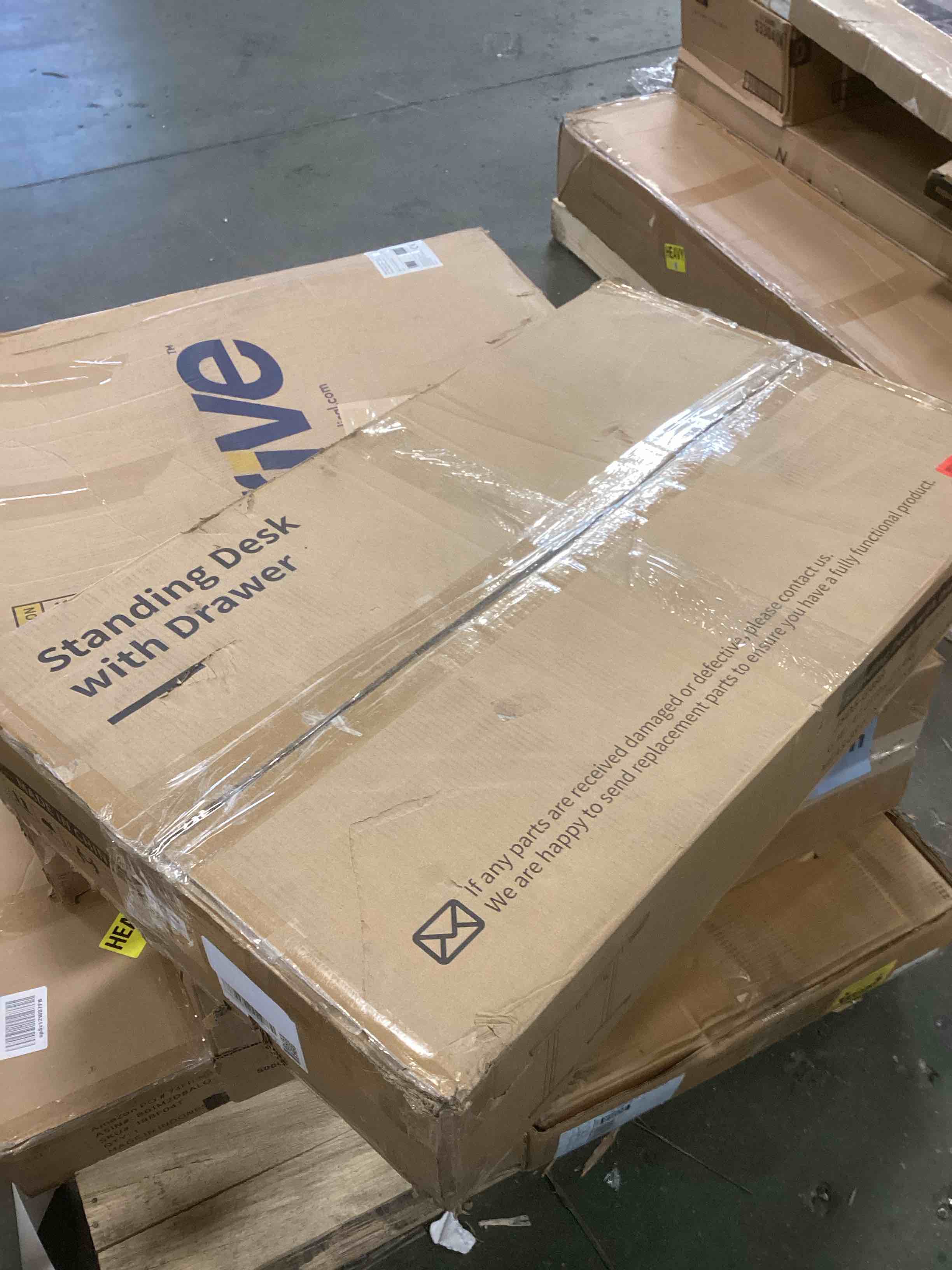 https://s3.amazonaws.com/lotting-images-prod/bidfta/TEA1289890_1741881064643.jpeg