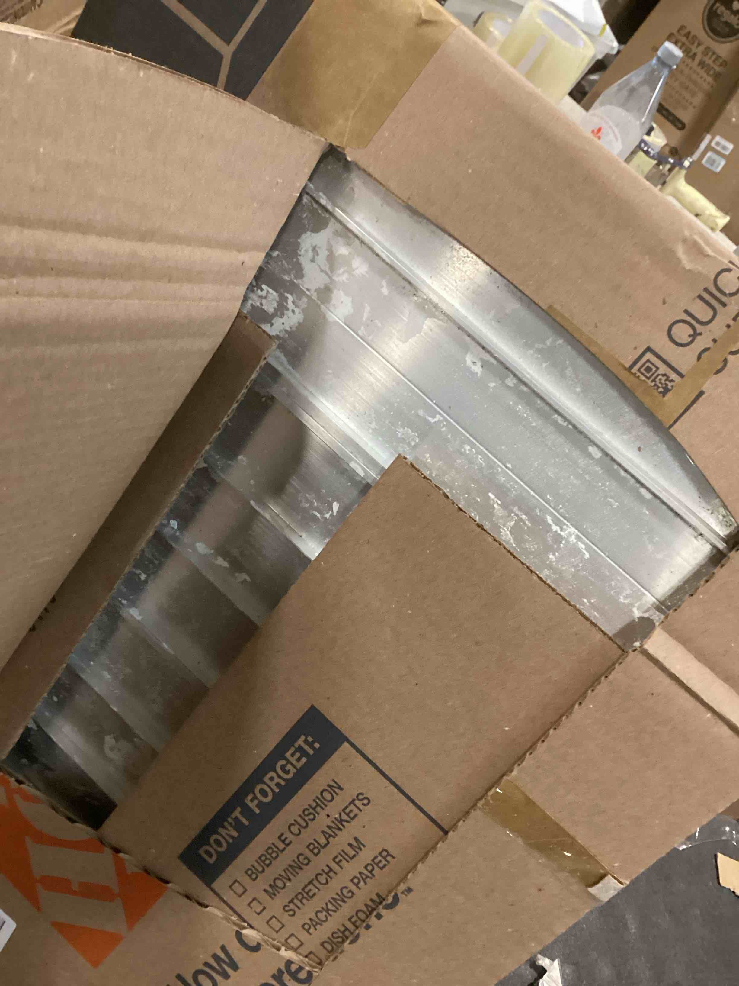 https://s3.amazonaws.com/lotting-images-prod/bidfta/TEA1290030_1741967754077.jpeg