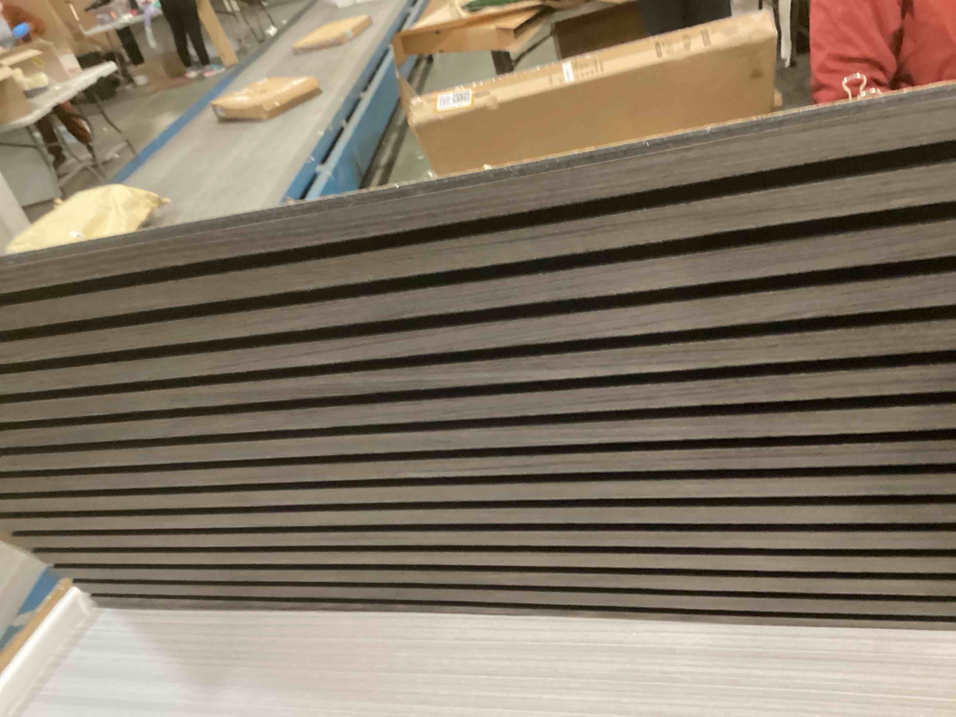 https://s3.amazonaws.com/lotting-images-prod/bidfta/TEA1290143_1742213456044.jpeg