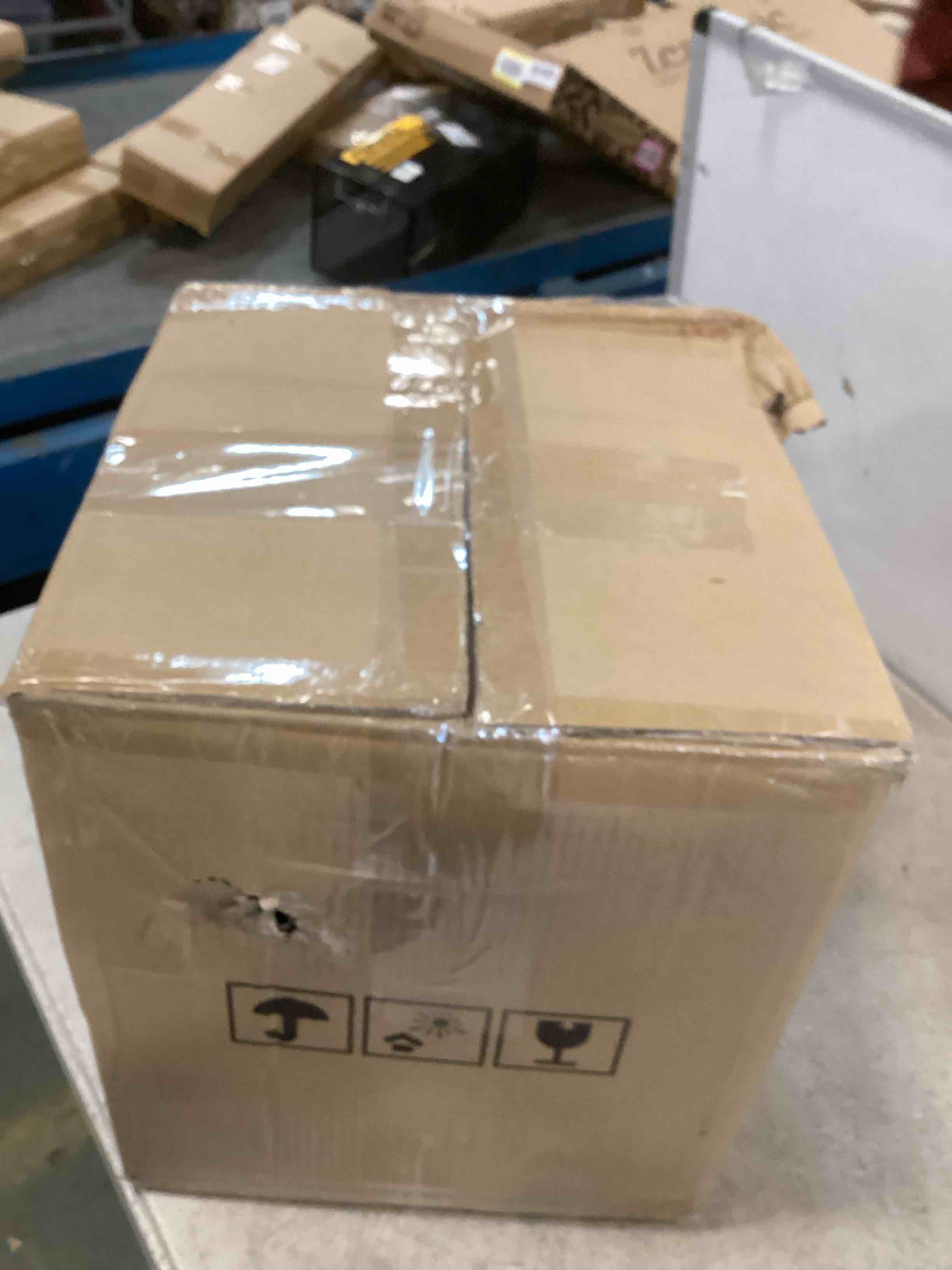 https://s3.amazonaws.com/lotting-images-prod/bidfta/TEA1290254_1742223399459.jpeg
