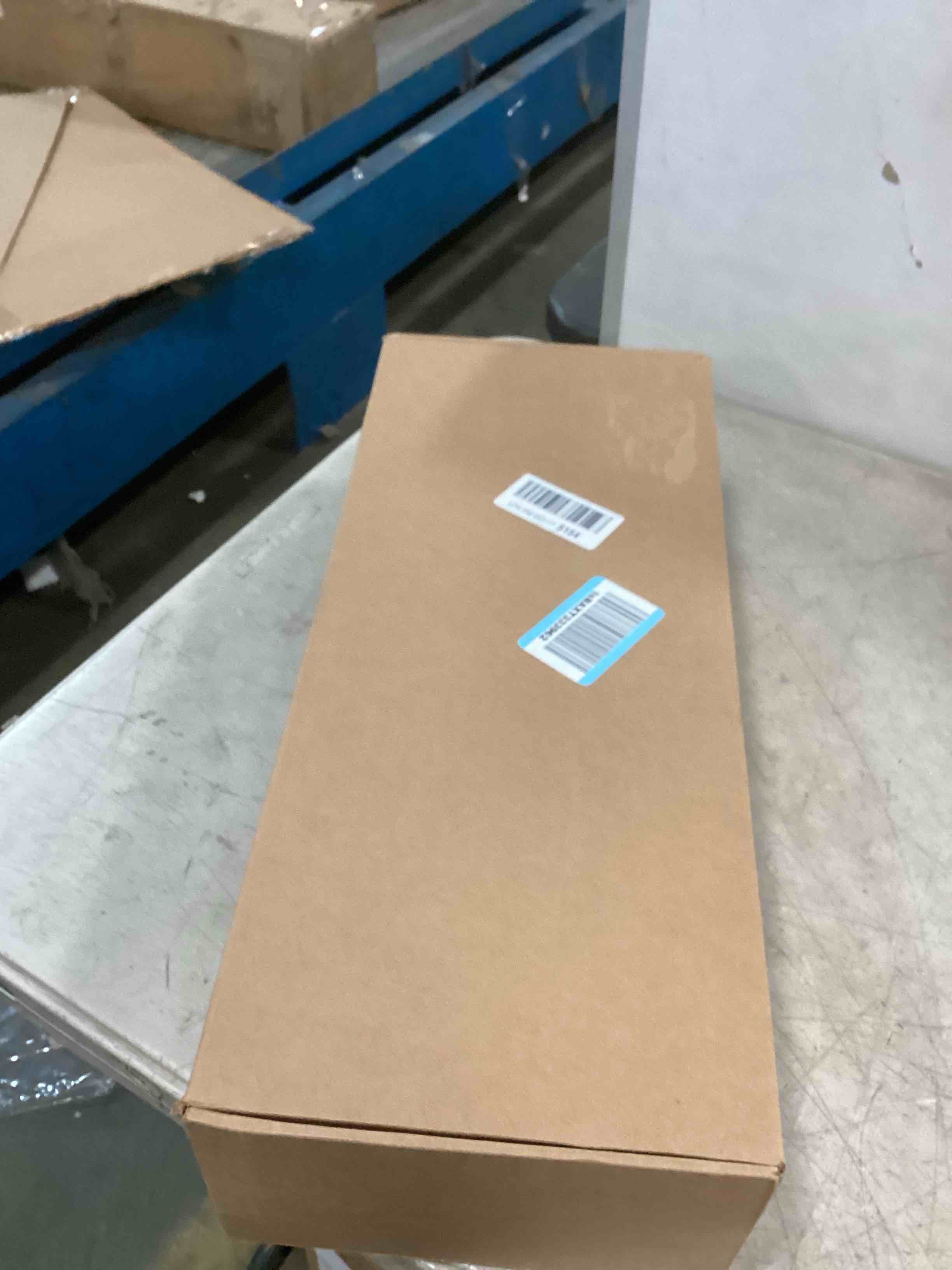 https://s3.amazonaws.com/lotting-images-prod/bidfta/TEA1290297_1742227776467.jpeg