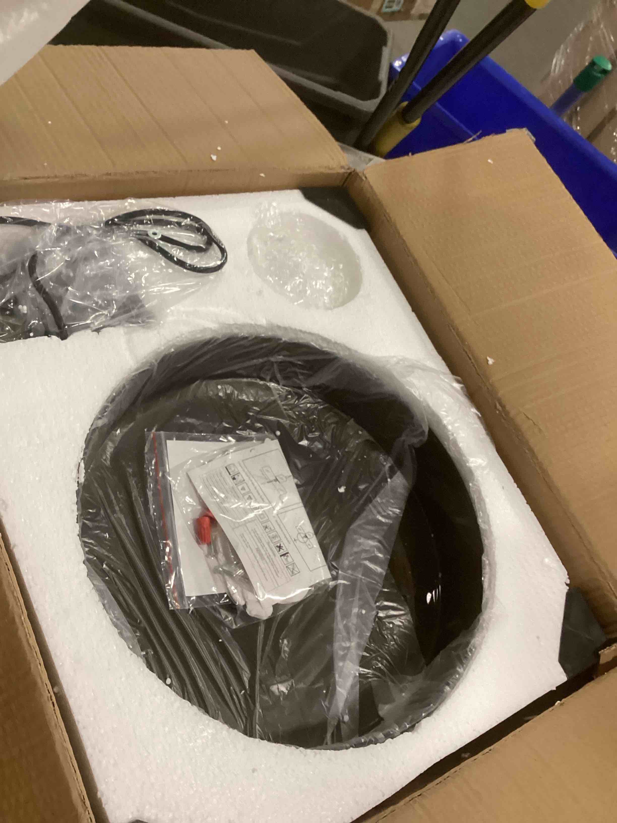 https://s3.amazonaws.com/lotting-images-prod/bidfta/TEA1290936_1742473825604.jpeg