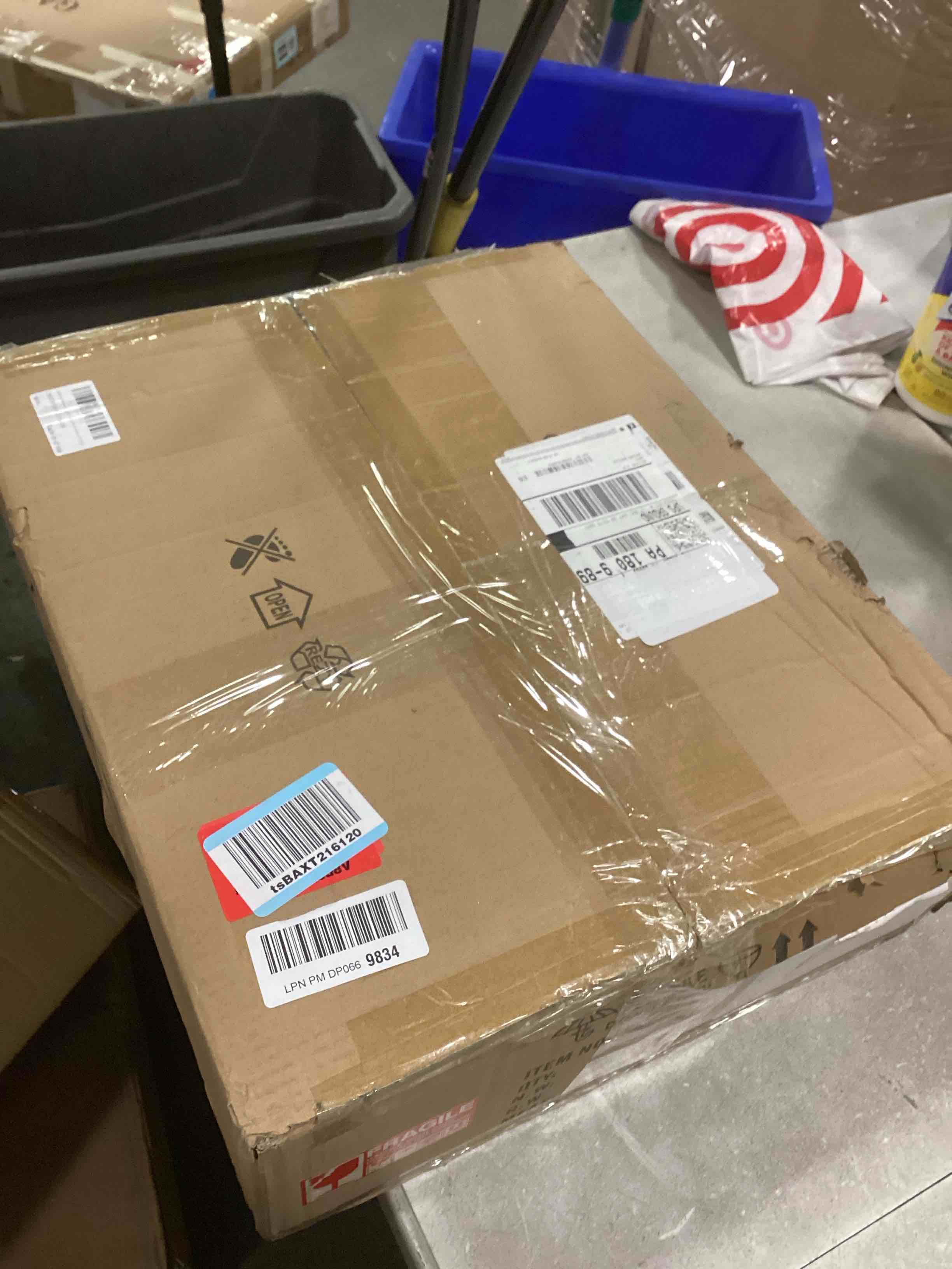 https://s3.amazonaws.com/lotting-images-prod/bidfta/TEA1290936_1742473841559.jpeg