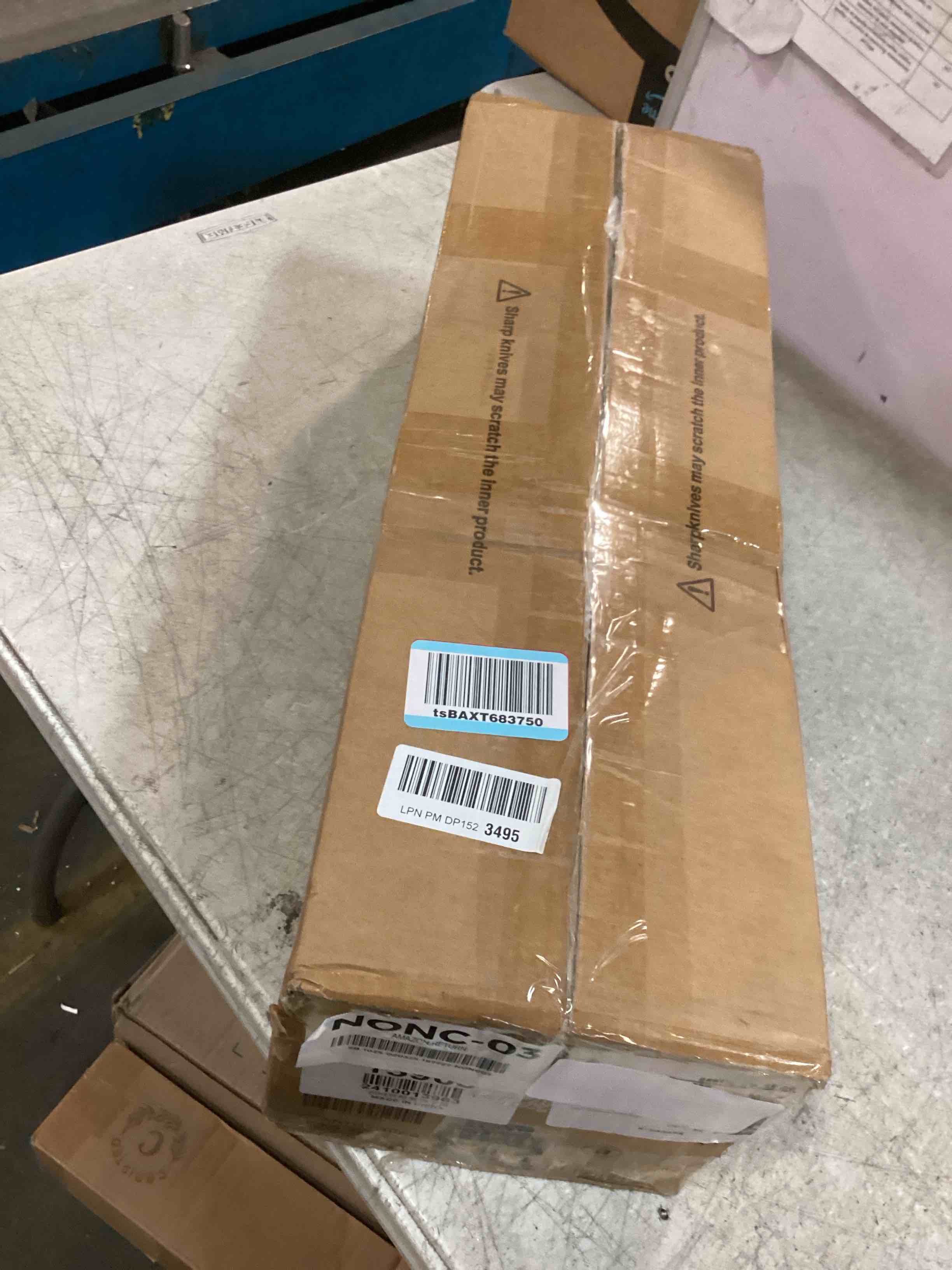 https://s3.amazonaws.com/lotting-images-prod/bidfta/TEA1291297_1741114328572.jpeg