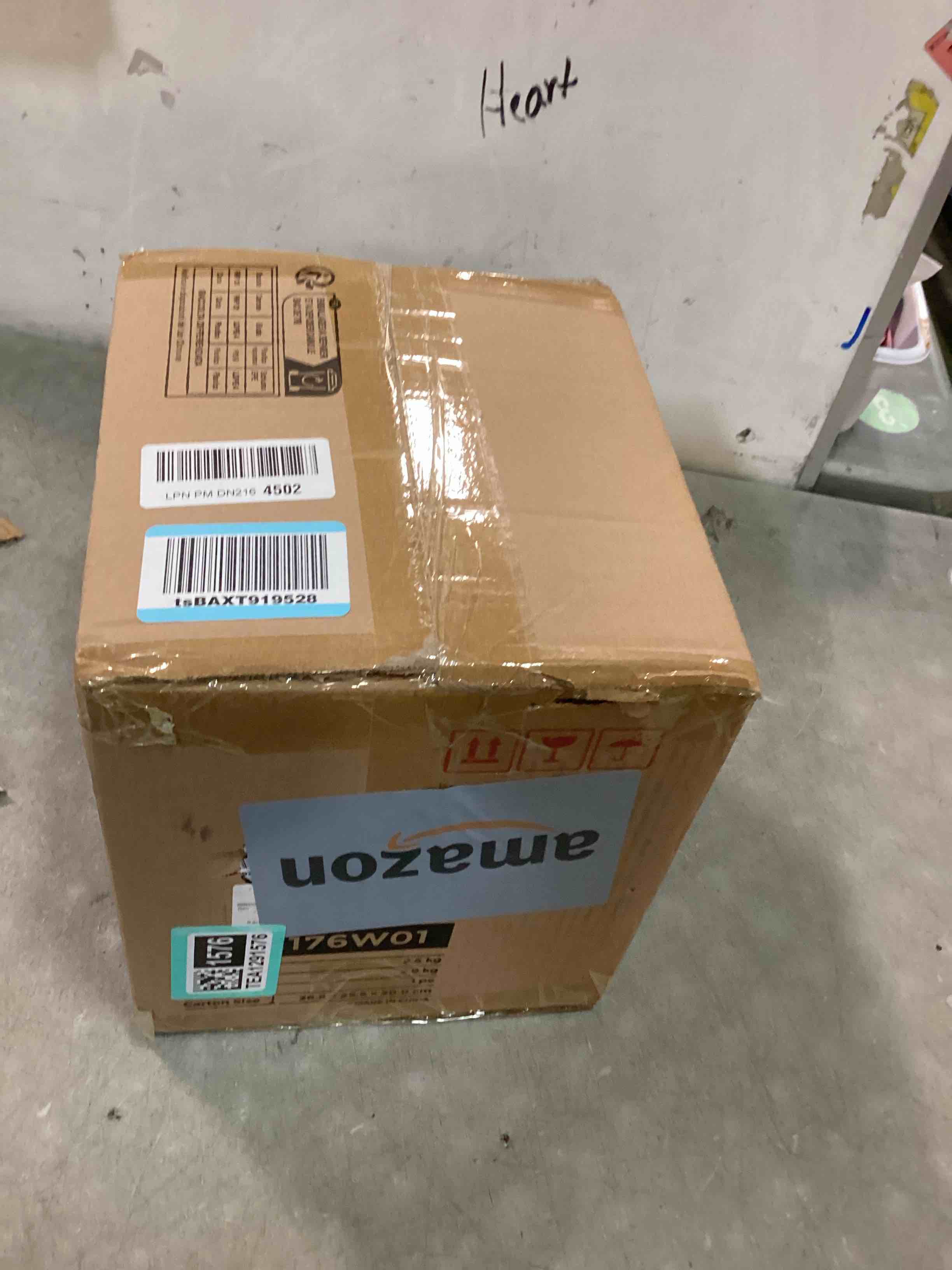 https://s3.amazonaws.com/lotting-images-prod/bidfta/TEA1291576_1741207041230.jpeg