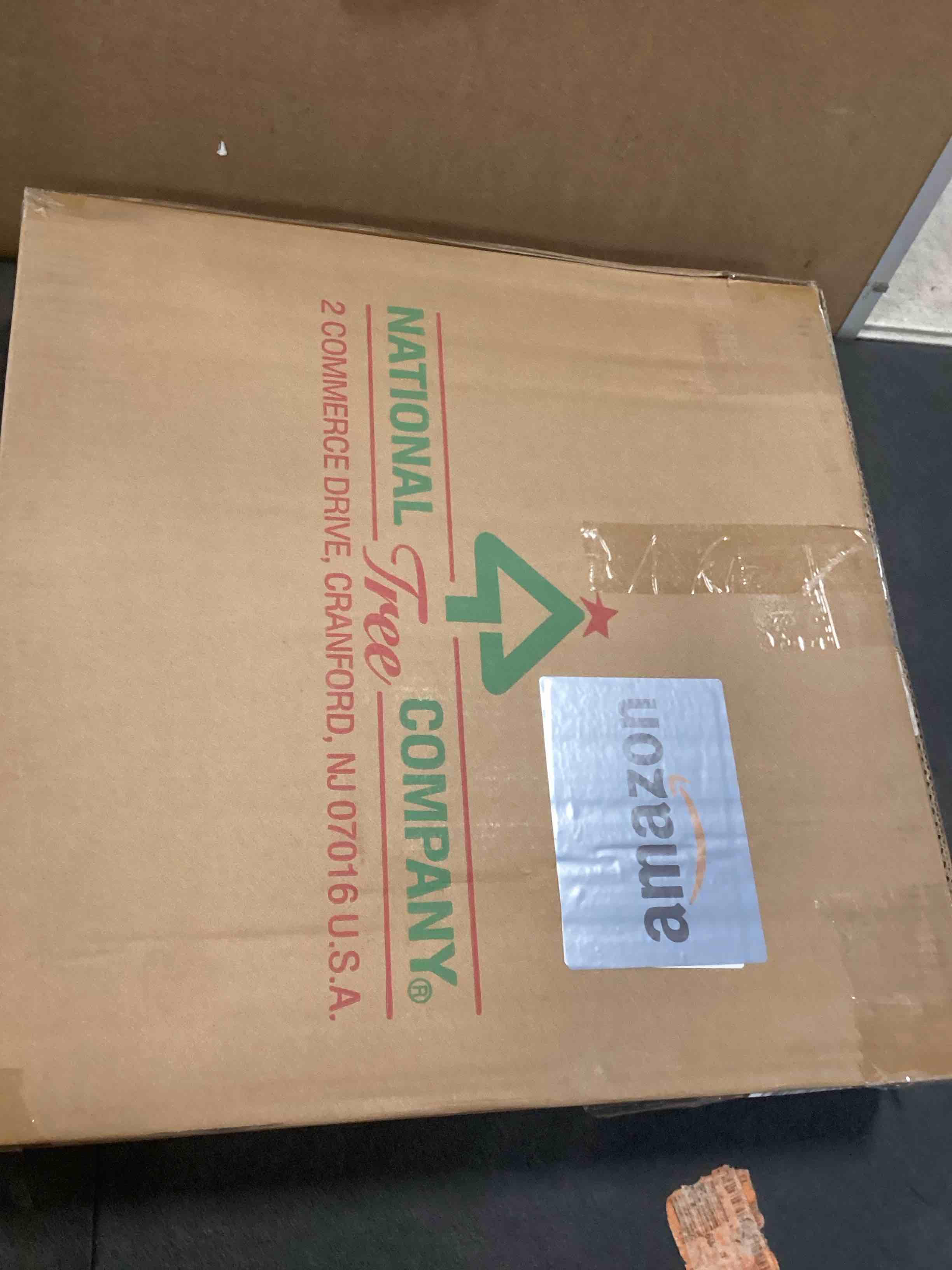 https://s3.amazonaws.com/lotting-images-prod/bidfta/TEA1292362_1741706945150.jpeg