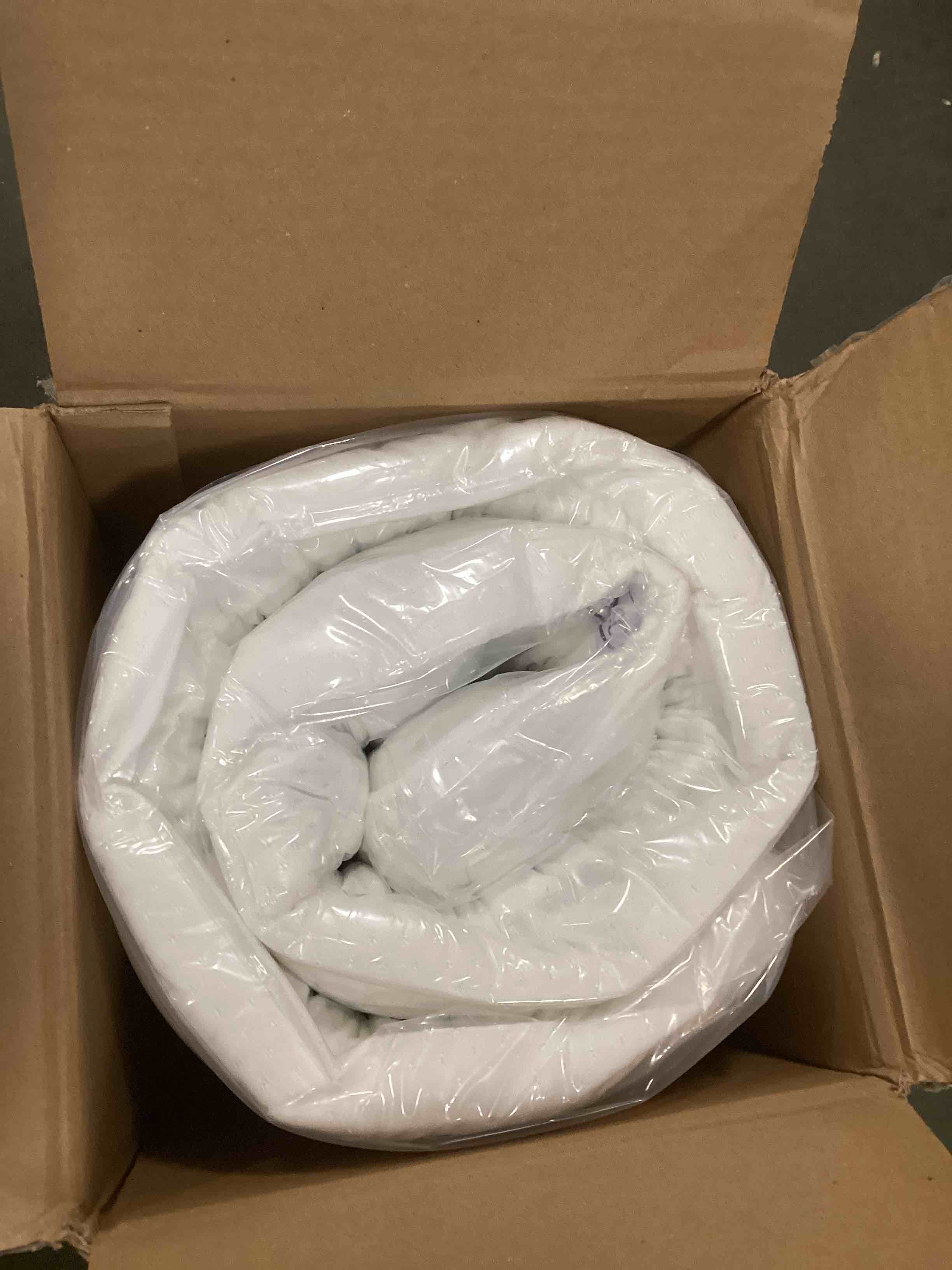 https://s3.amazonaws.com/lotting-images-prod/bidfta/TEA1292963_1741958715065.jpeg