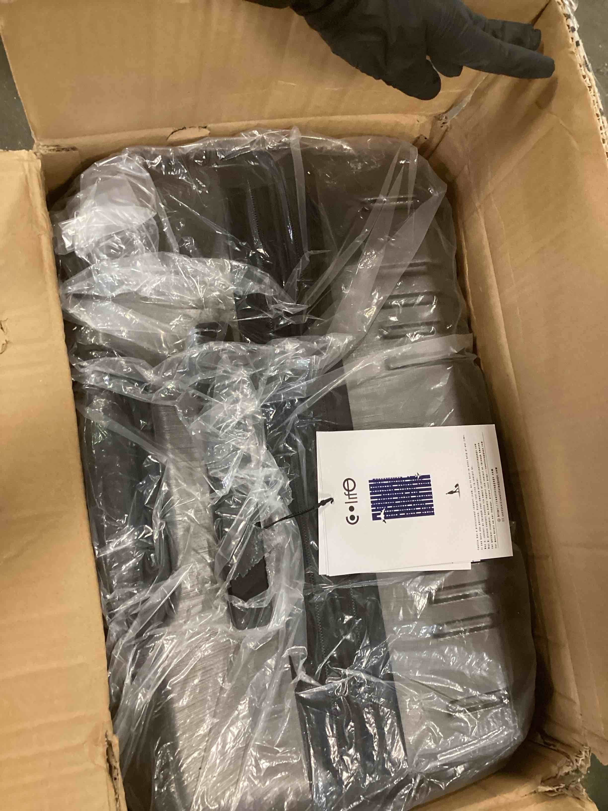 https://s3.amazonaws.com/lotting-images-prod/bidfta/TEA1293092_1741977881148.jpeg