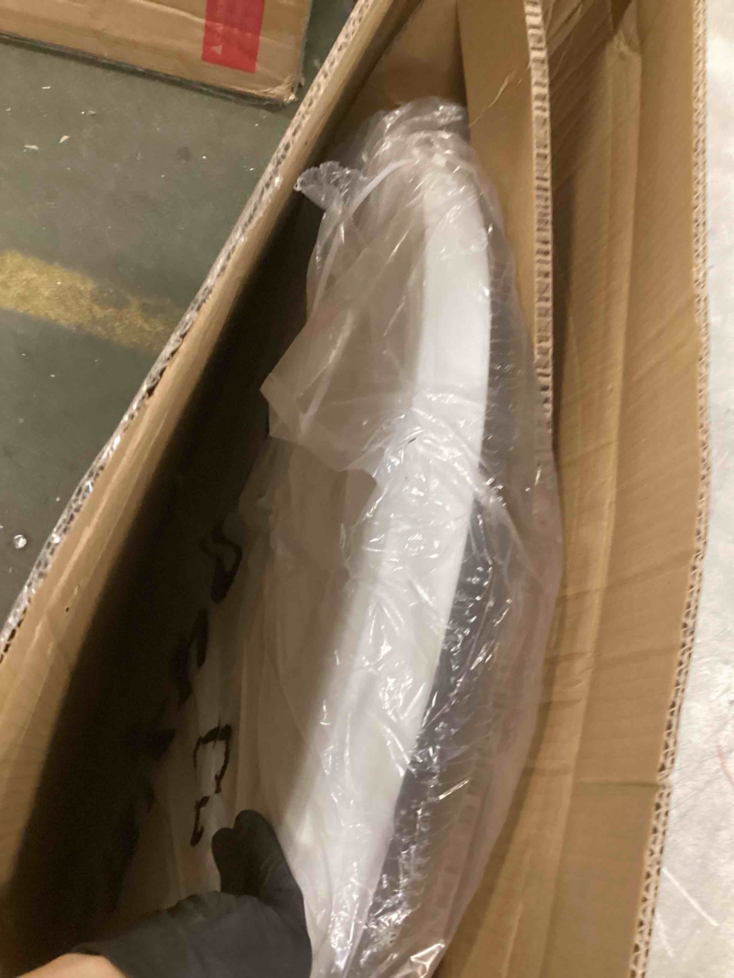 https://s3.amazonaws.com/lotting-images-prod/bidfta/TEA1293121_1741982670845.jpeg