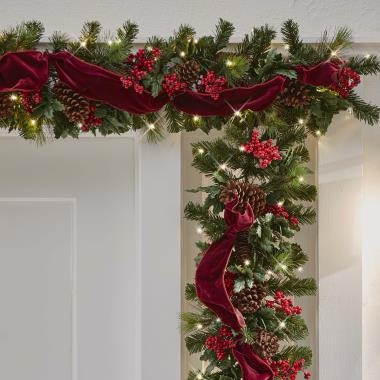 The Cordless Prelit Holly/Berries/Ribbon Holiday Trim (Garland)
