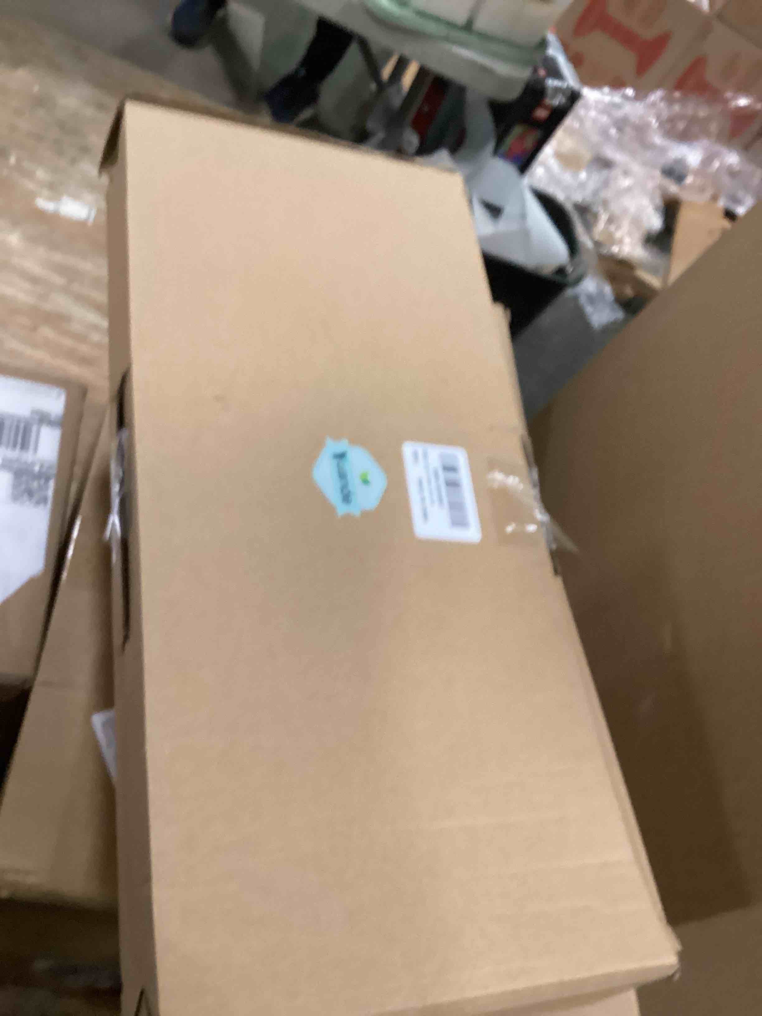 https://s3.amazonaws.com/lotting-images-prod/bidfta/TEA1294107_1740601985871.jpeg