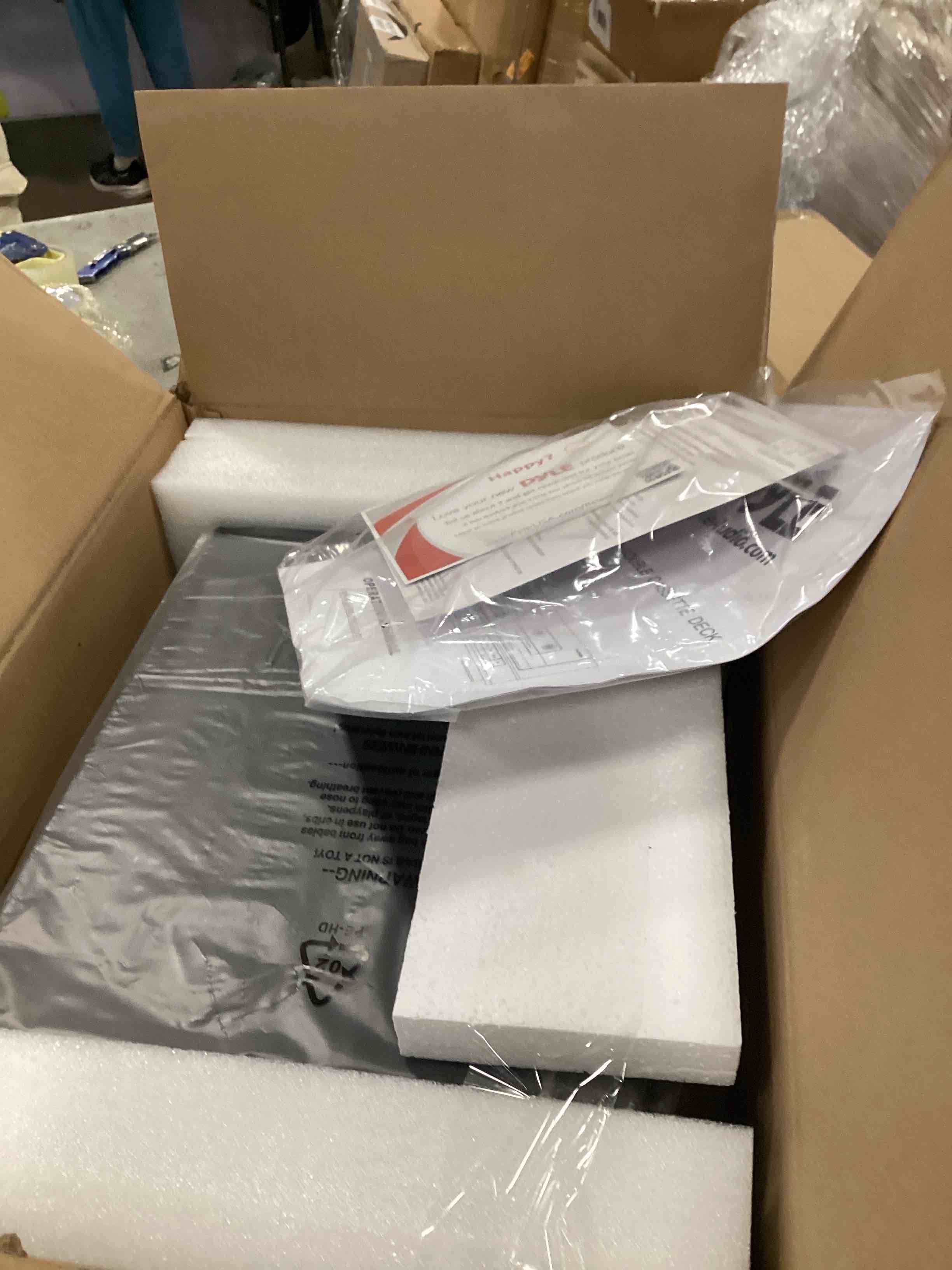 https://s3.amazonaws.com/lotting-images-prod/bidfta/TEA1294412_1740748130003.jpeg
