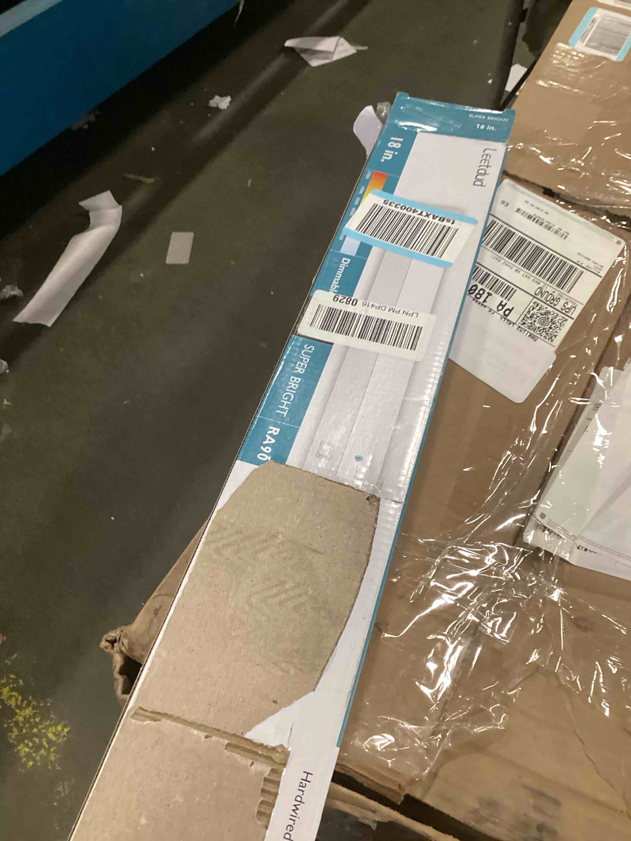 https://s3.amazonaws.com/lotting-images-prod/bidfta/TEA1294876_1741034487076.jpeg