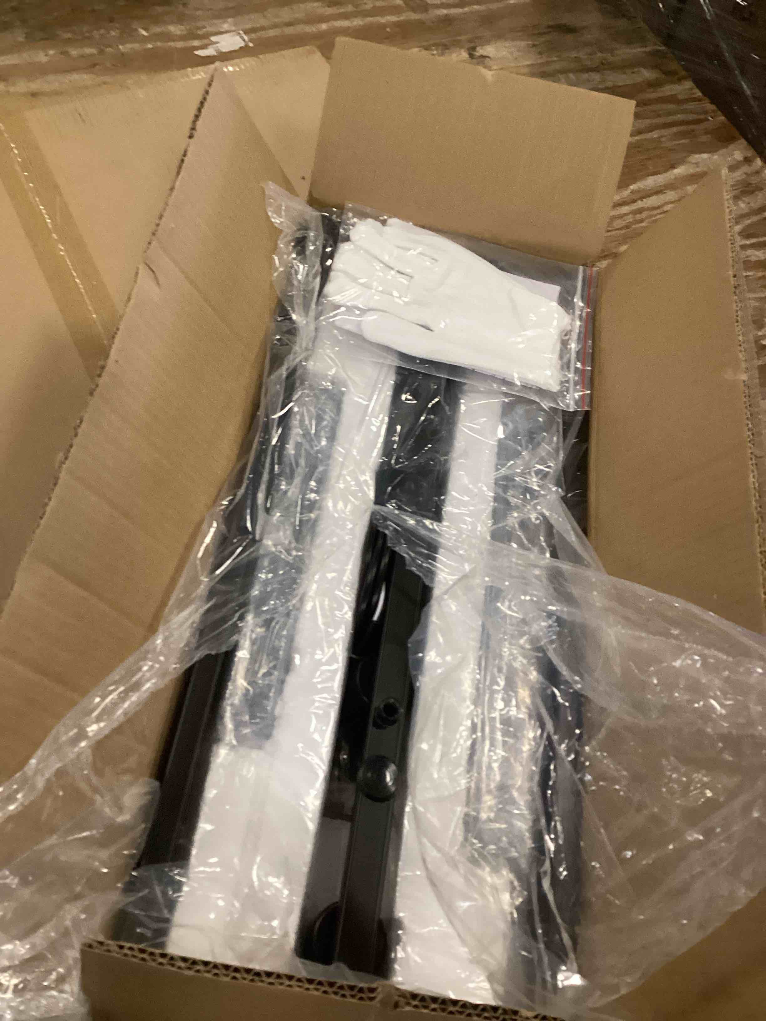 https://s3.amazonaws.com/lotting-images-prod/bidfta/TEA1294880_1741034923724.jpeg