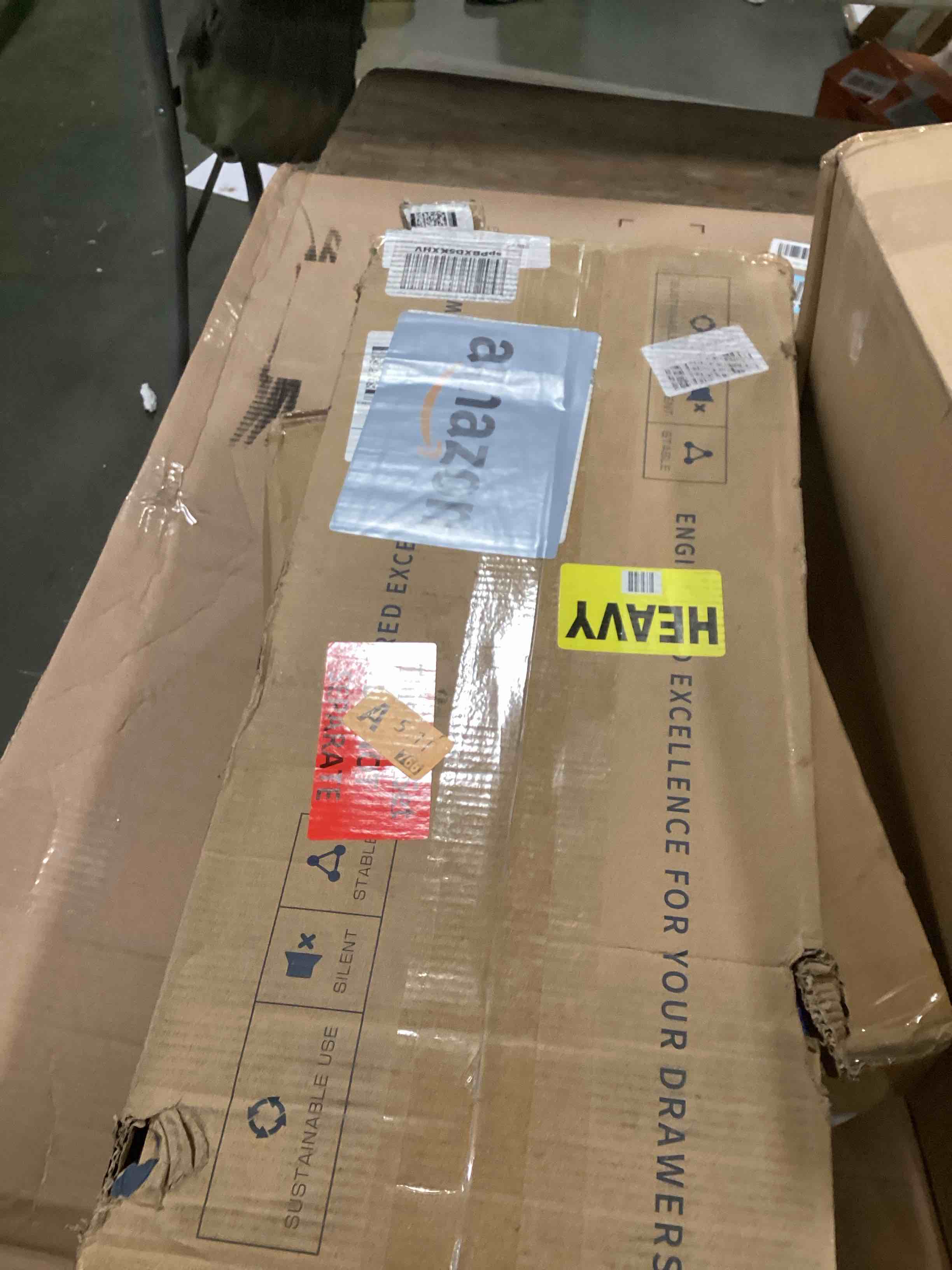https://s3.amazonaws.com/lotting-images-prod/bidfta/TEA1294884_1741035238306.jpeg
